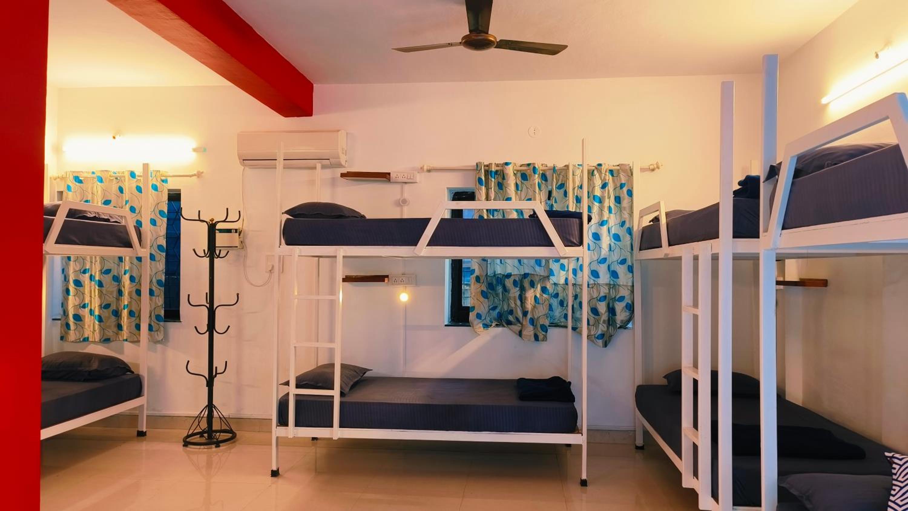 Bunk Bed in Mixed Dormitory Room photo 2