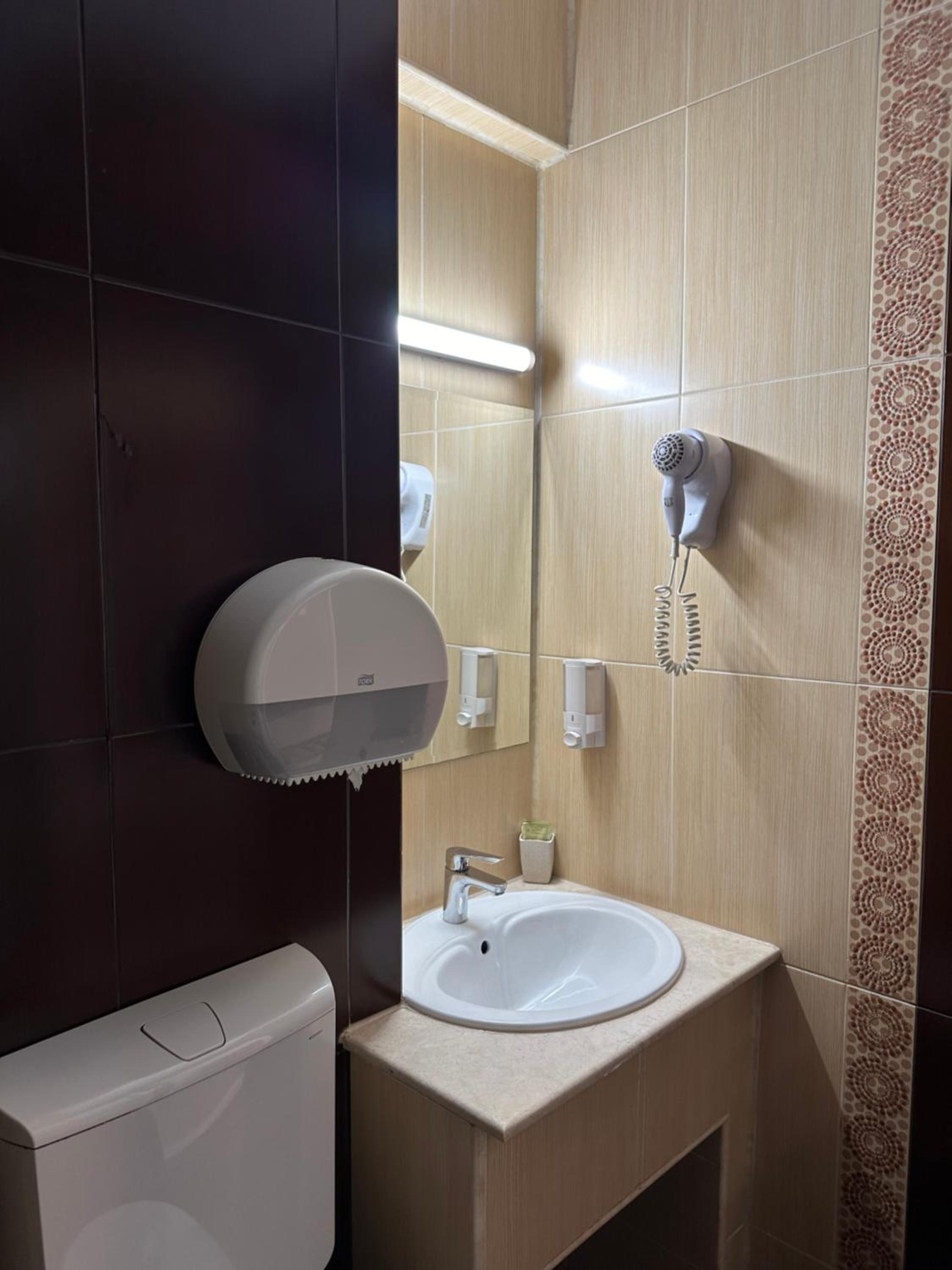 Triple Room - Photo 7