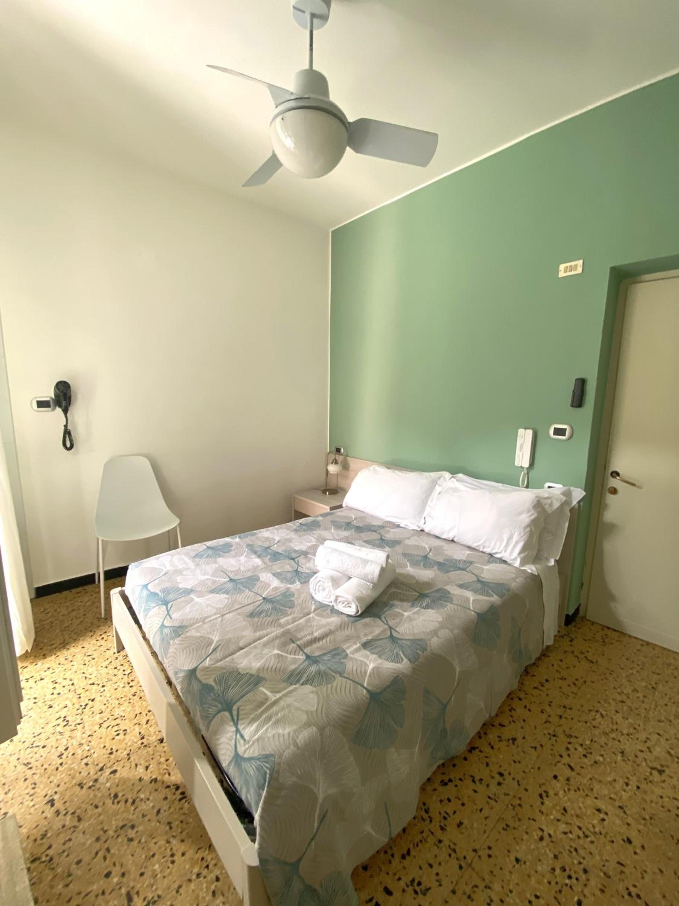 Double Room with Shared Toilet