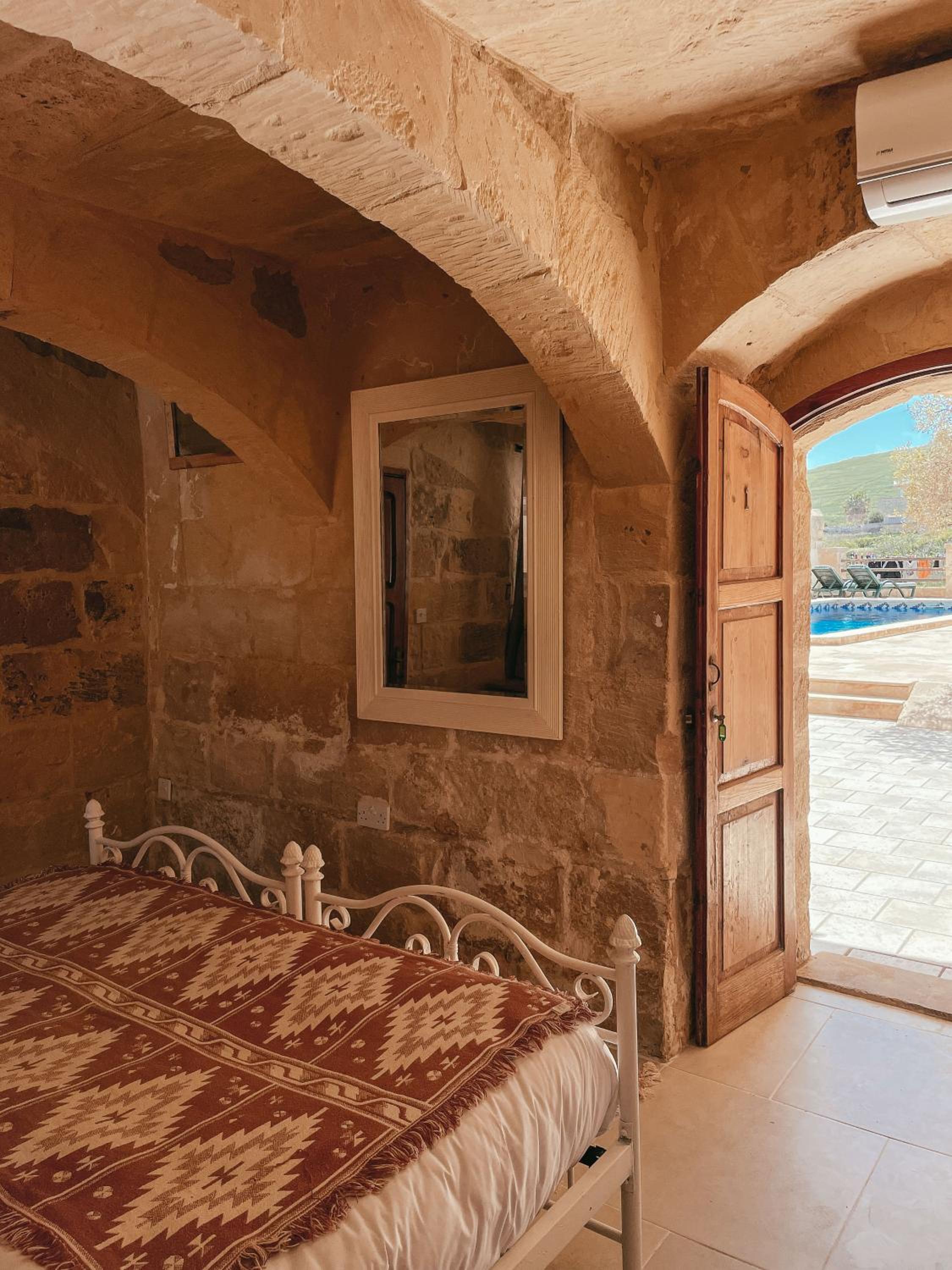 Double Room with Private Bathroom photo 1