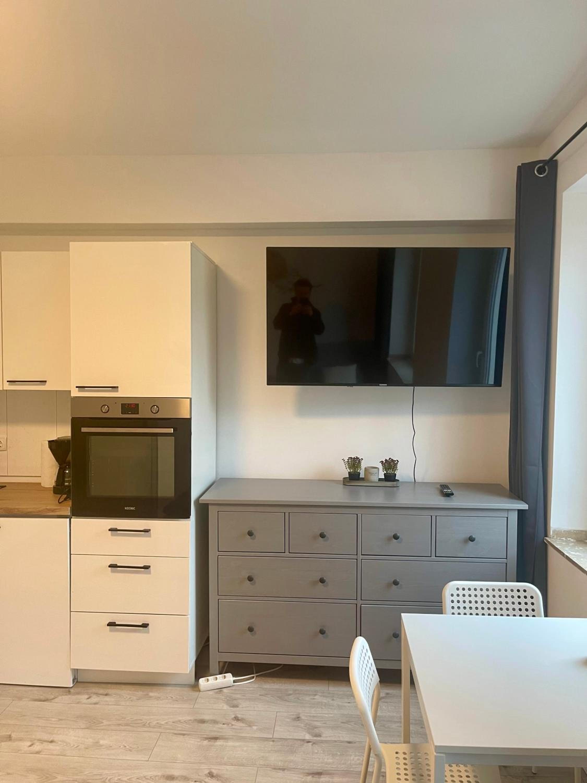 One-Bedroom Apartment photo 2
