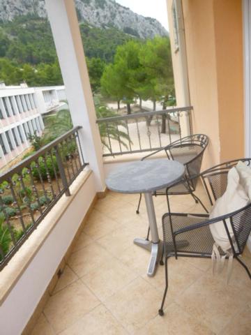 Studio with Balcony (2 Adults) photo 3