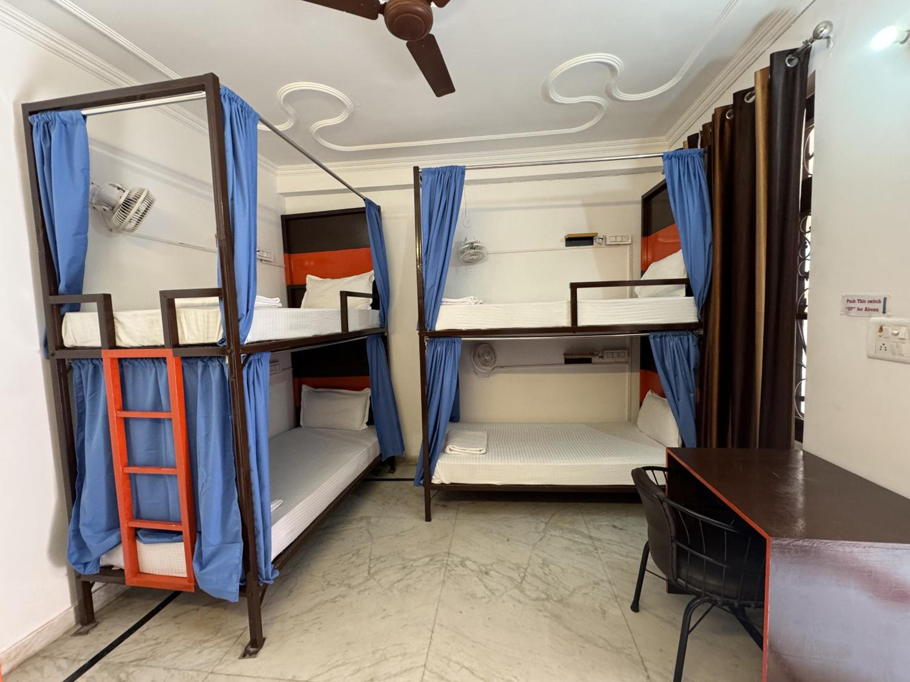 Bed in 4-Bed Female Dormitory Room photo 1