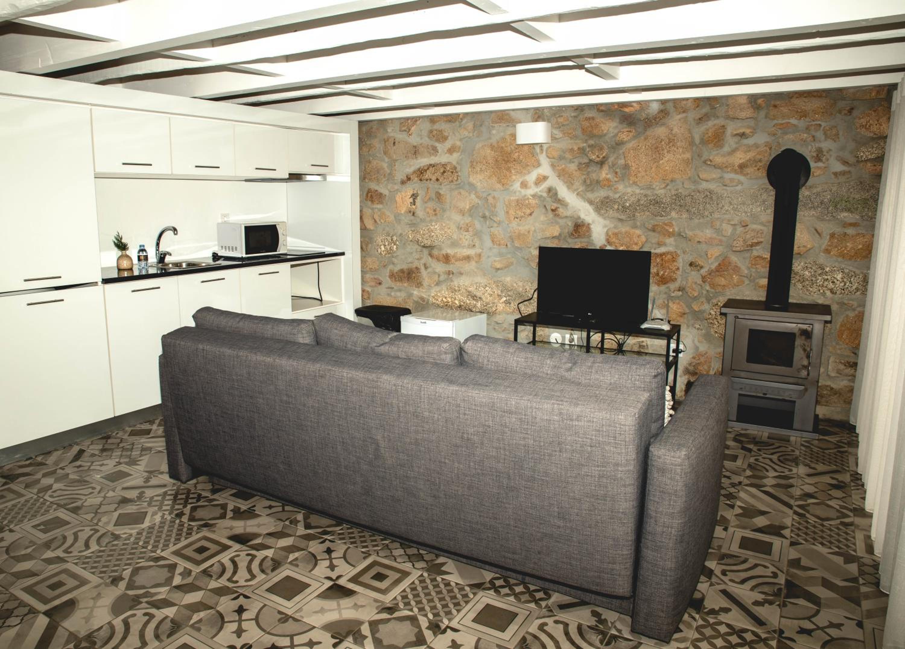 Family Studio - Photo 2