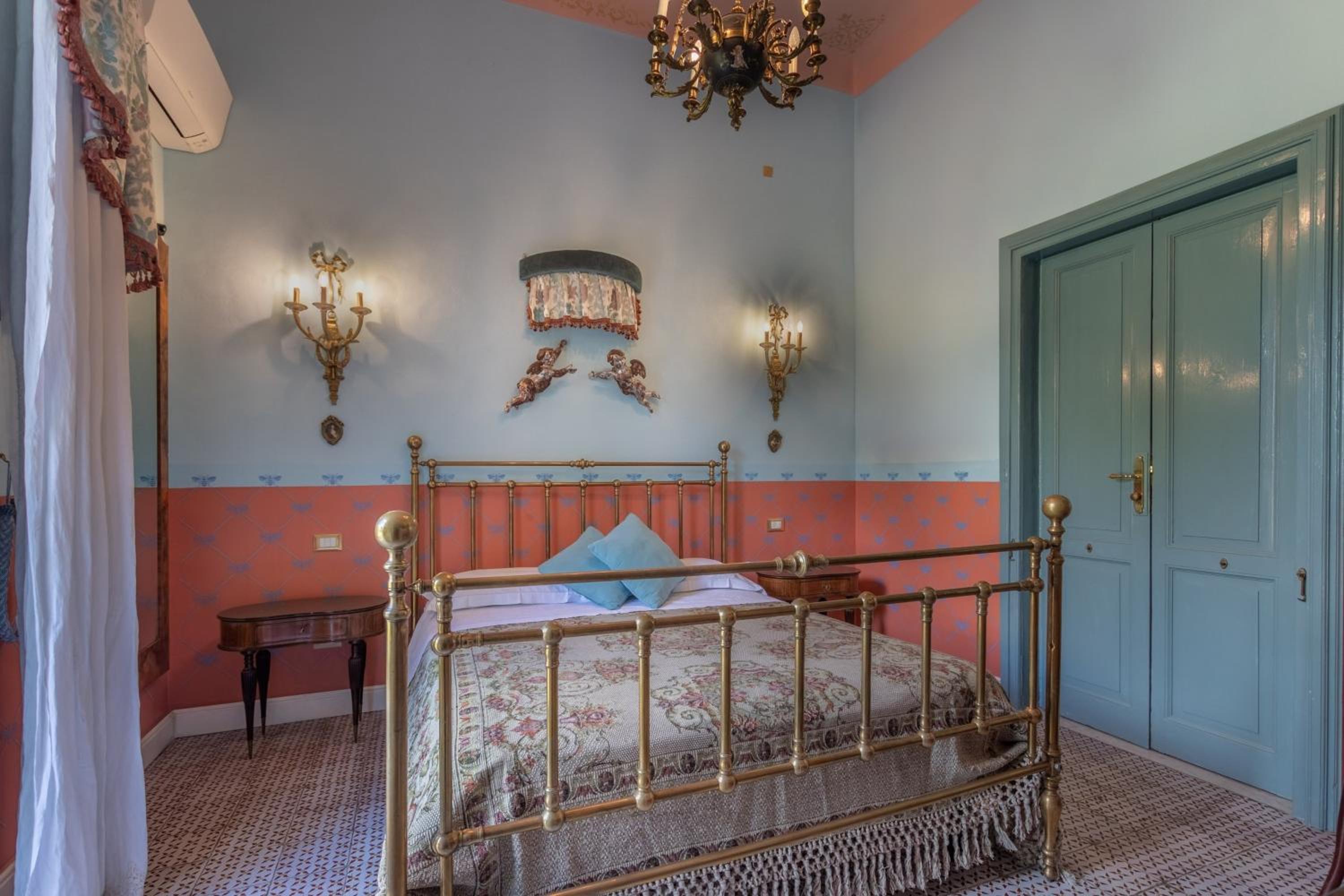 Deluxe Double Room with Garden View - Photo 6