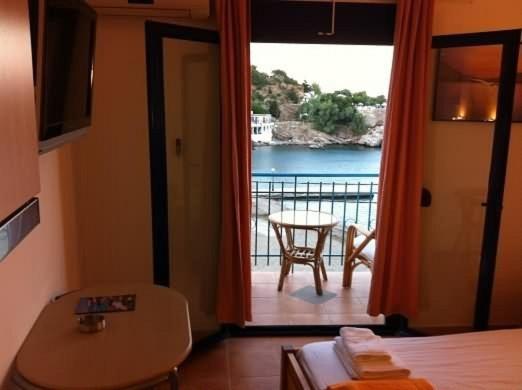 Studio with Sea View photo 3
