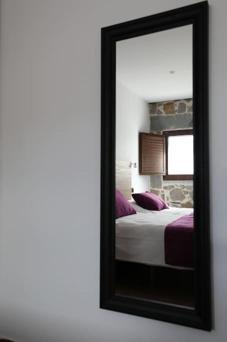 Eight-Bedroom House photo 3
