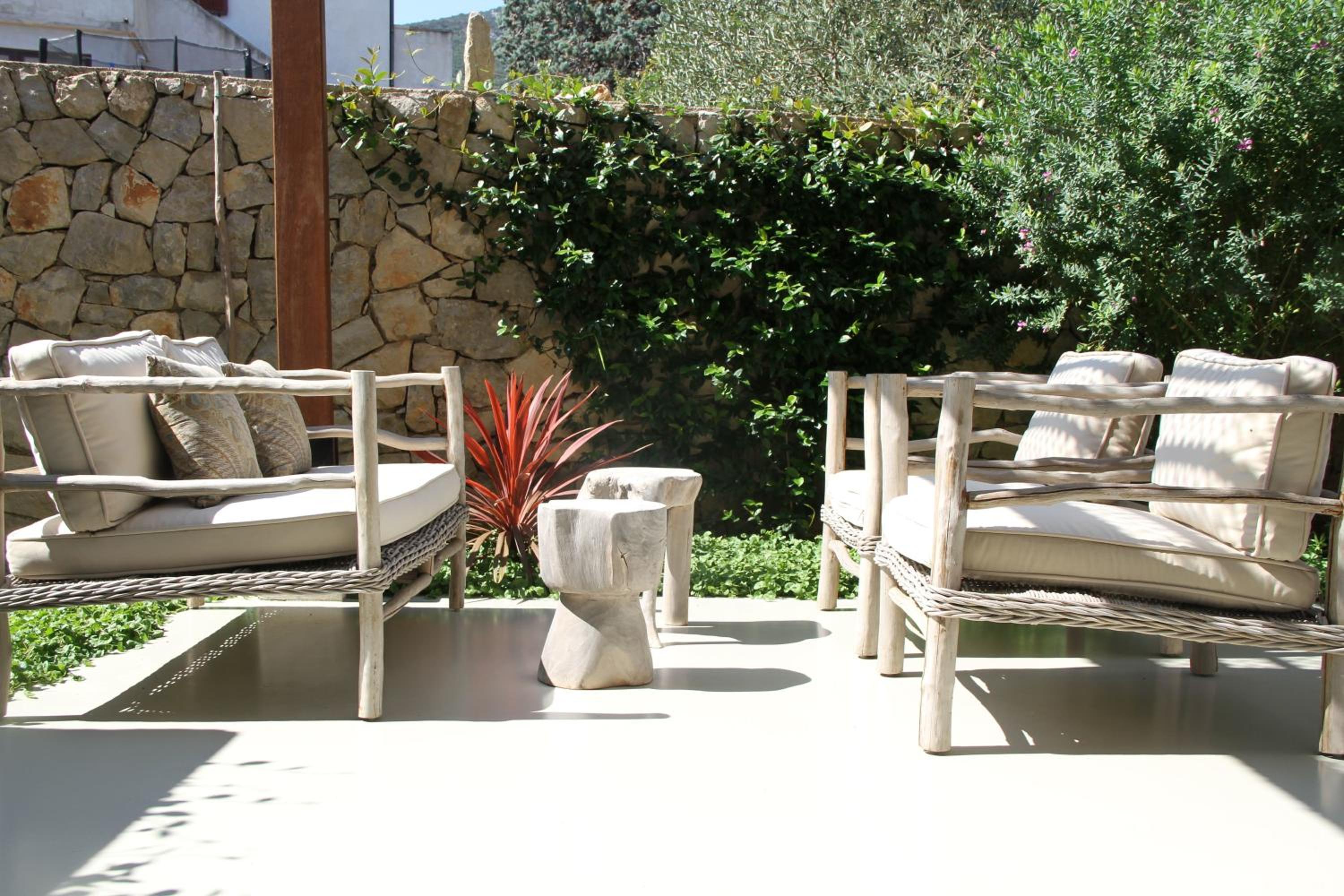 Two-Bedroom Apartment with Terrace (4 Adults) - Photo 10