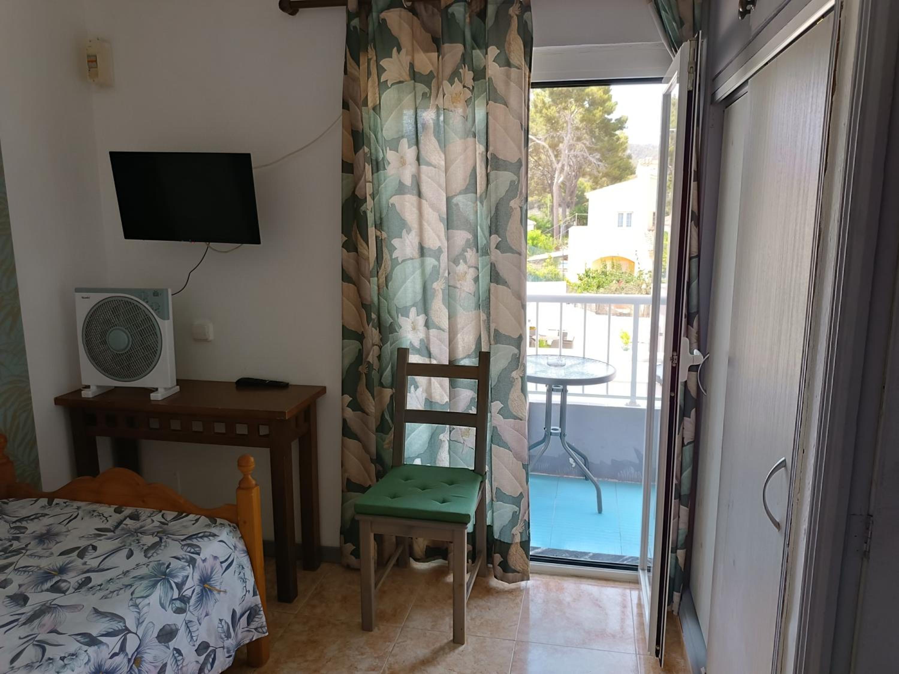 Single Room with Mountain View photo 1