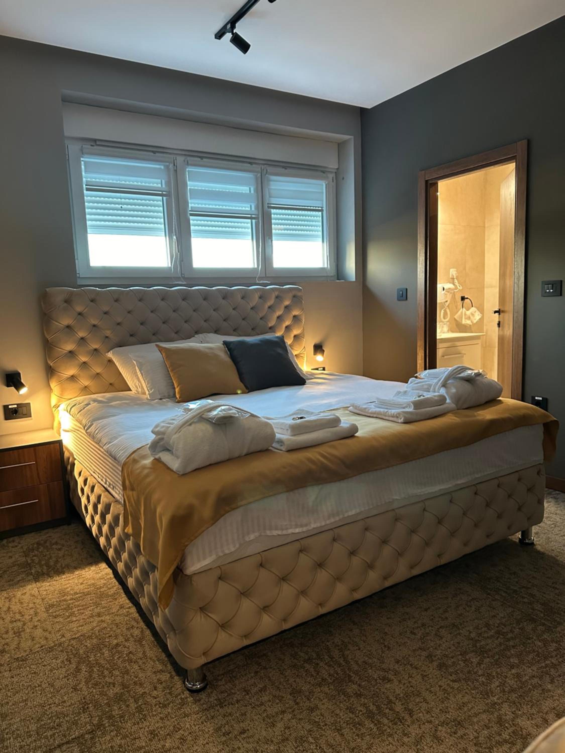 Standard Apartment