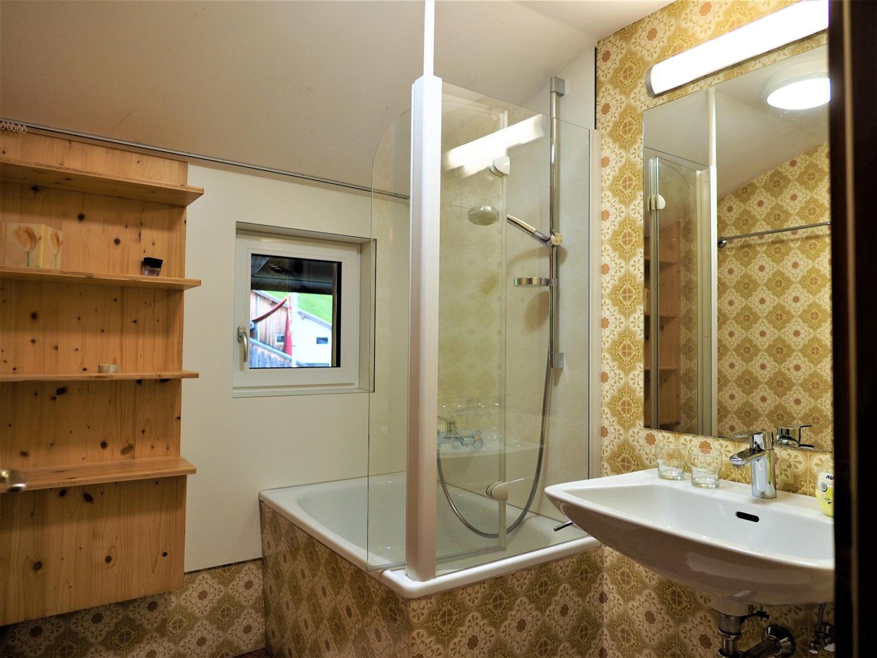 Two-Bedroom Apartment with Balcony photo 3