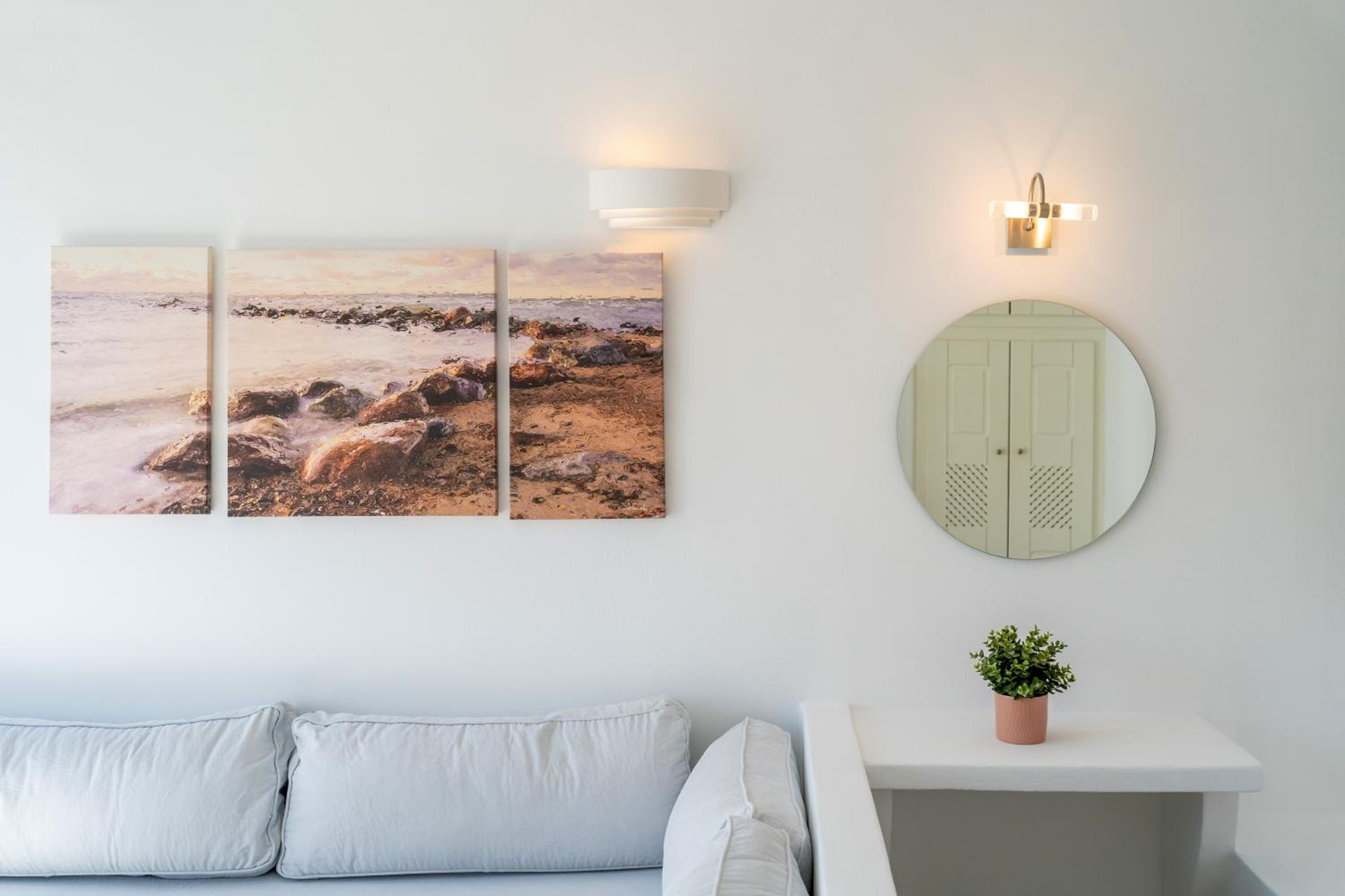 Deluxe Double Room with Balcony and Sea View