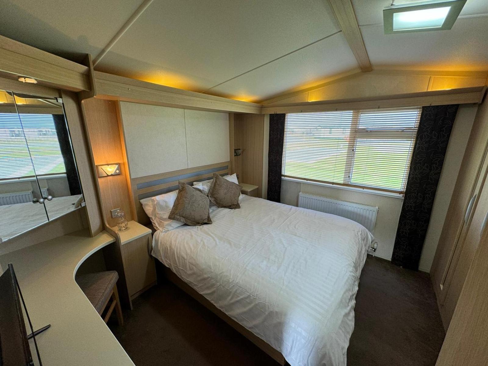Caravan photo 2
