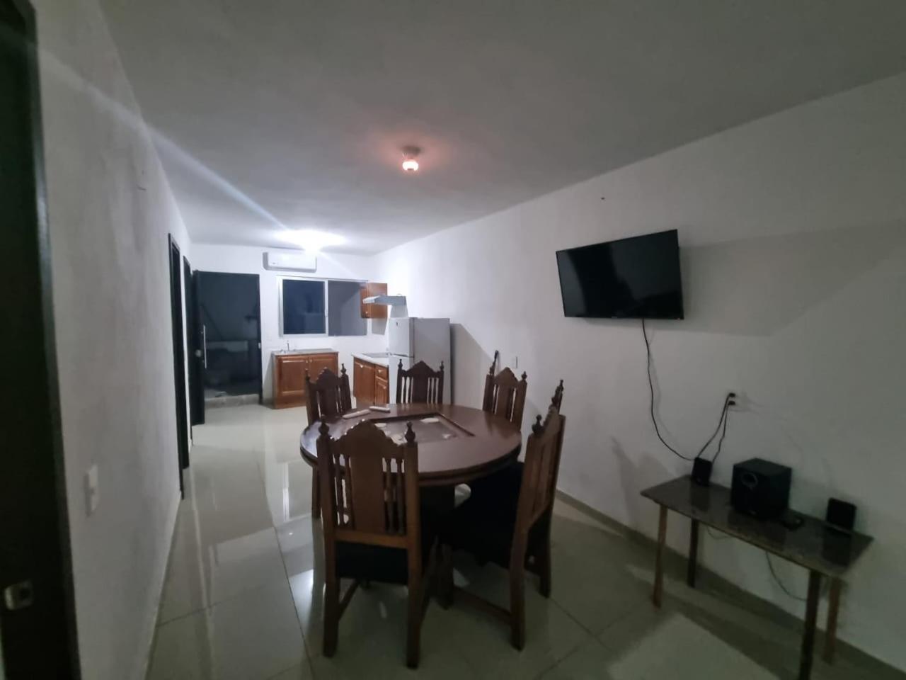 Two-Bedroom House photo 2