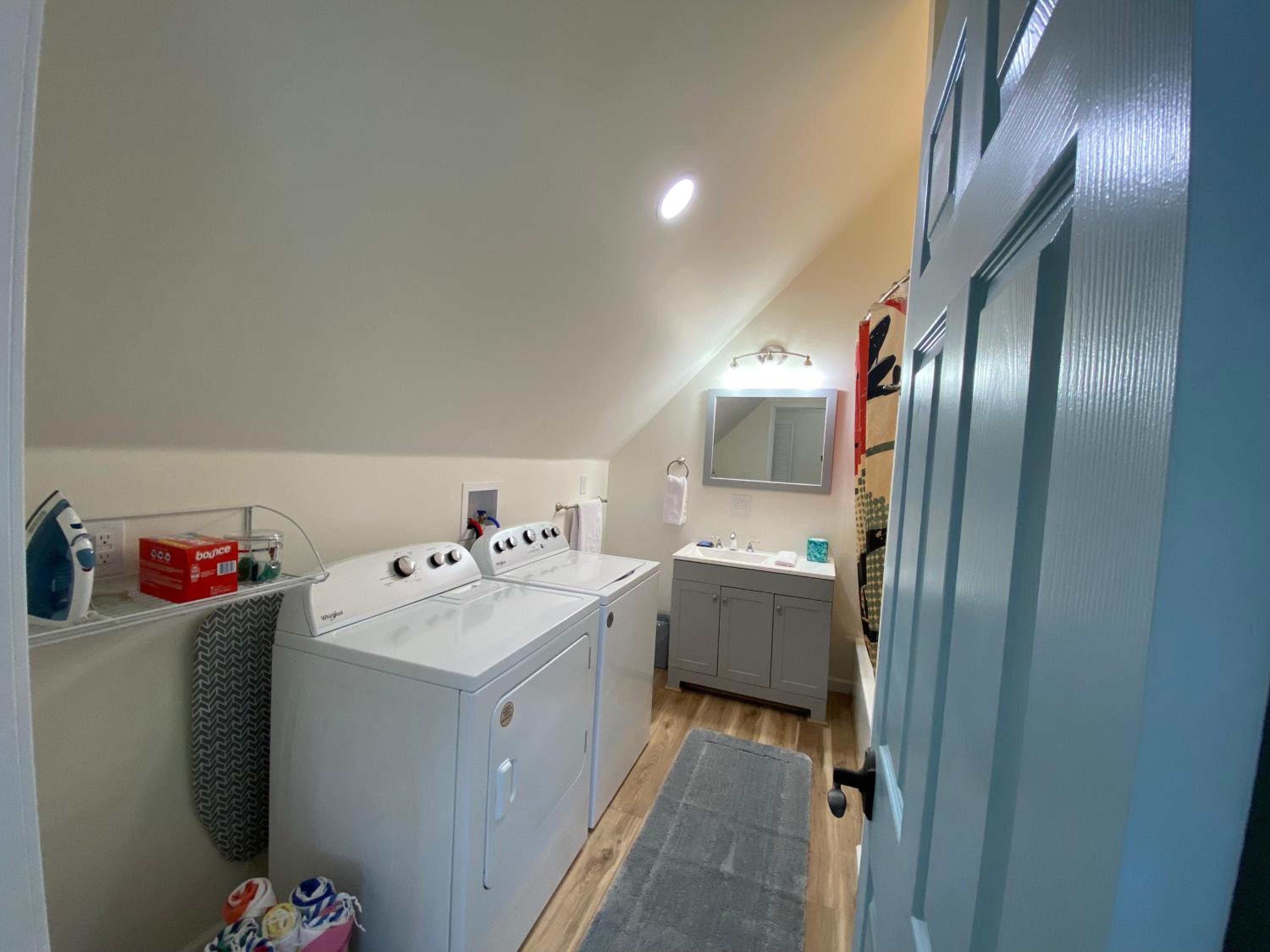 Three-Bedroom House photo 3