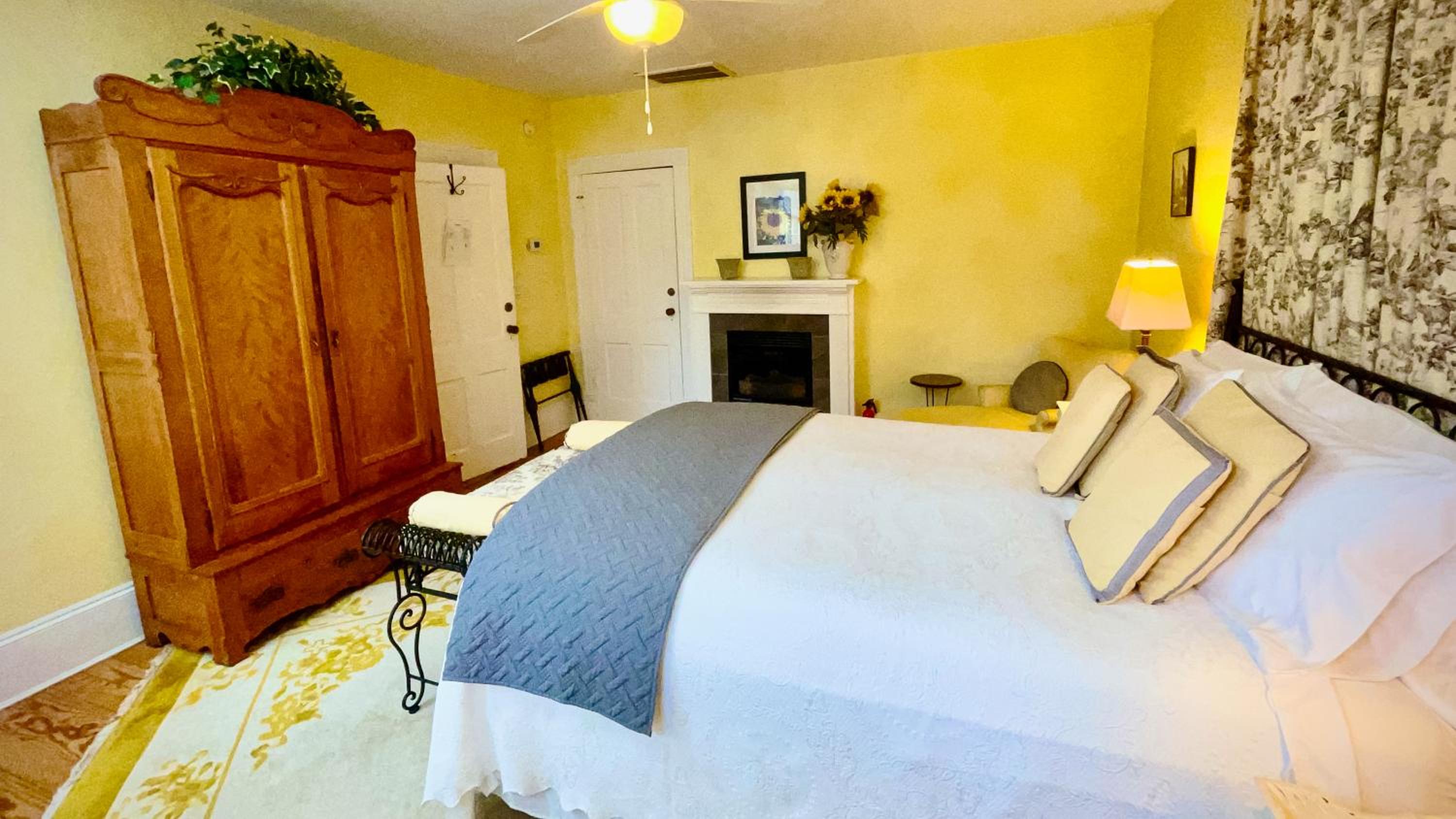 Deluxe Queen Room photo 1
