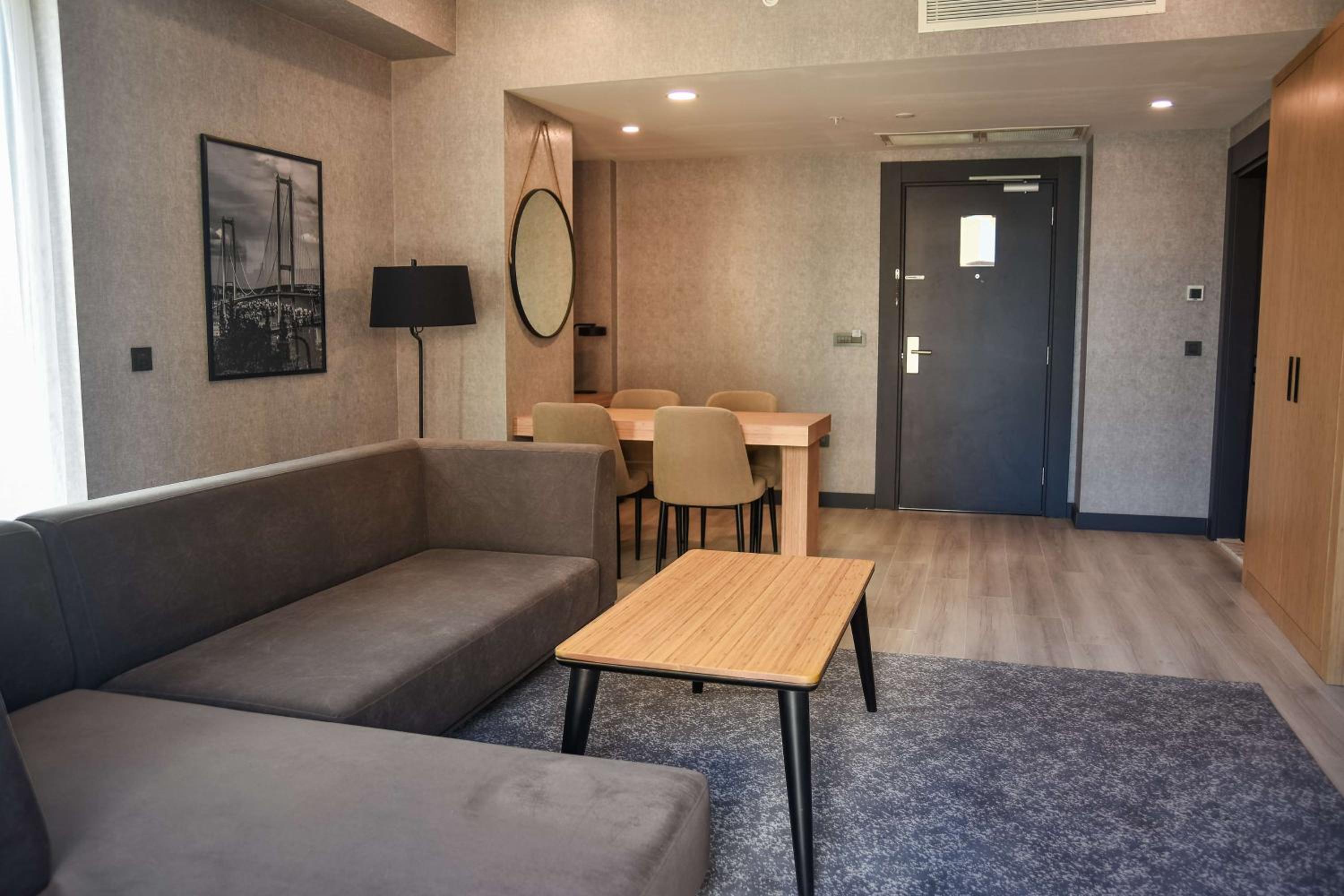 Two-Bedrooms Suite