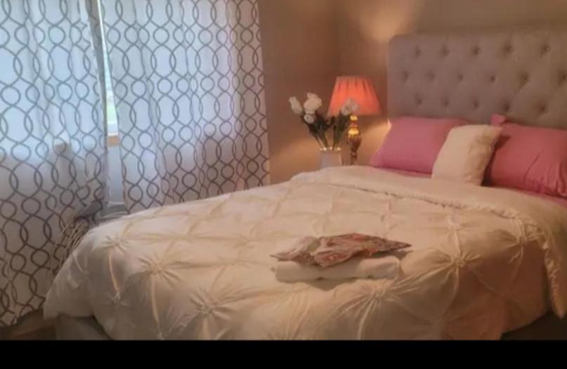 Double Room With Shared Bathroom photo 1