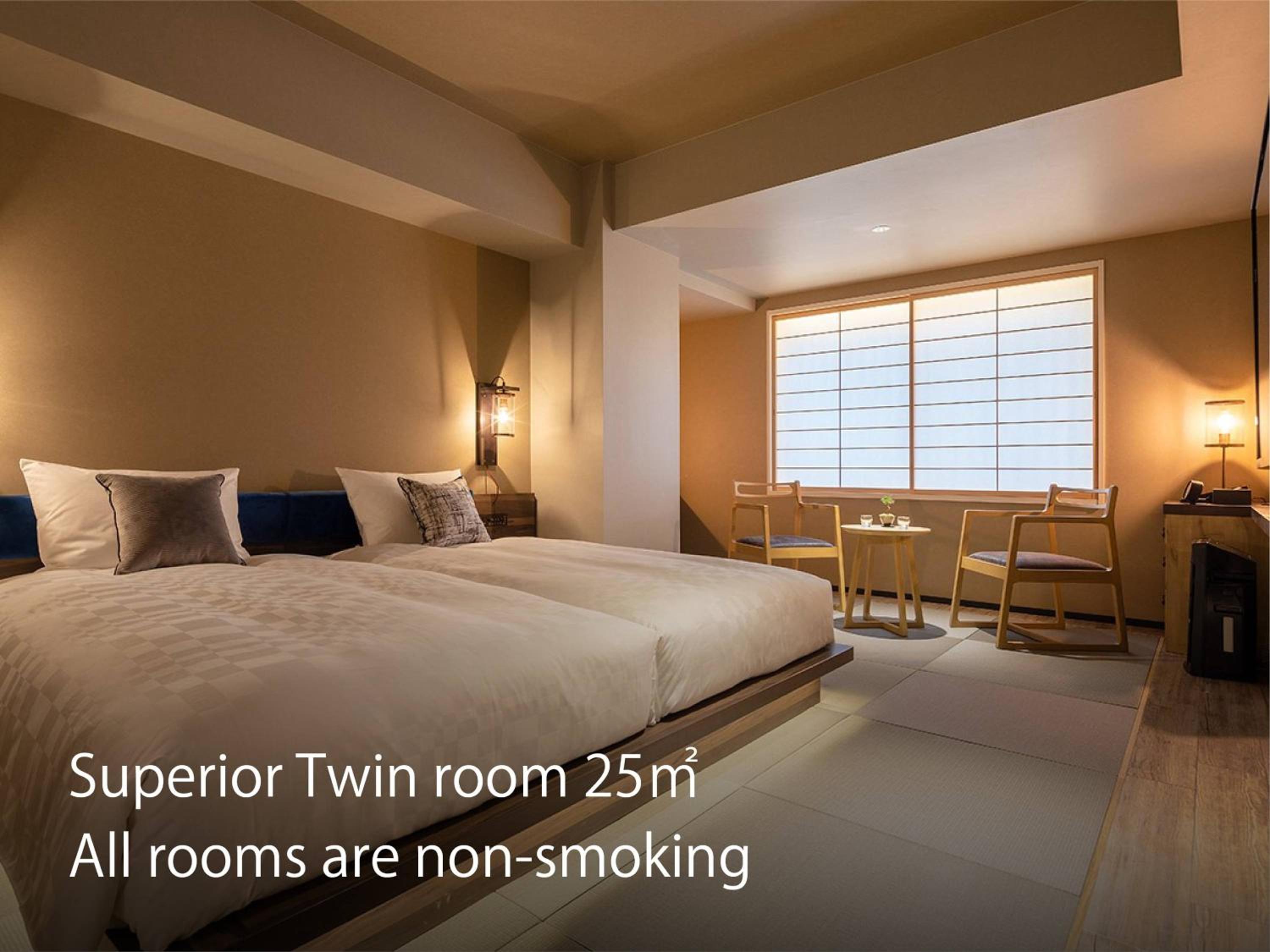 Superior Twin Room photo 2