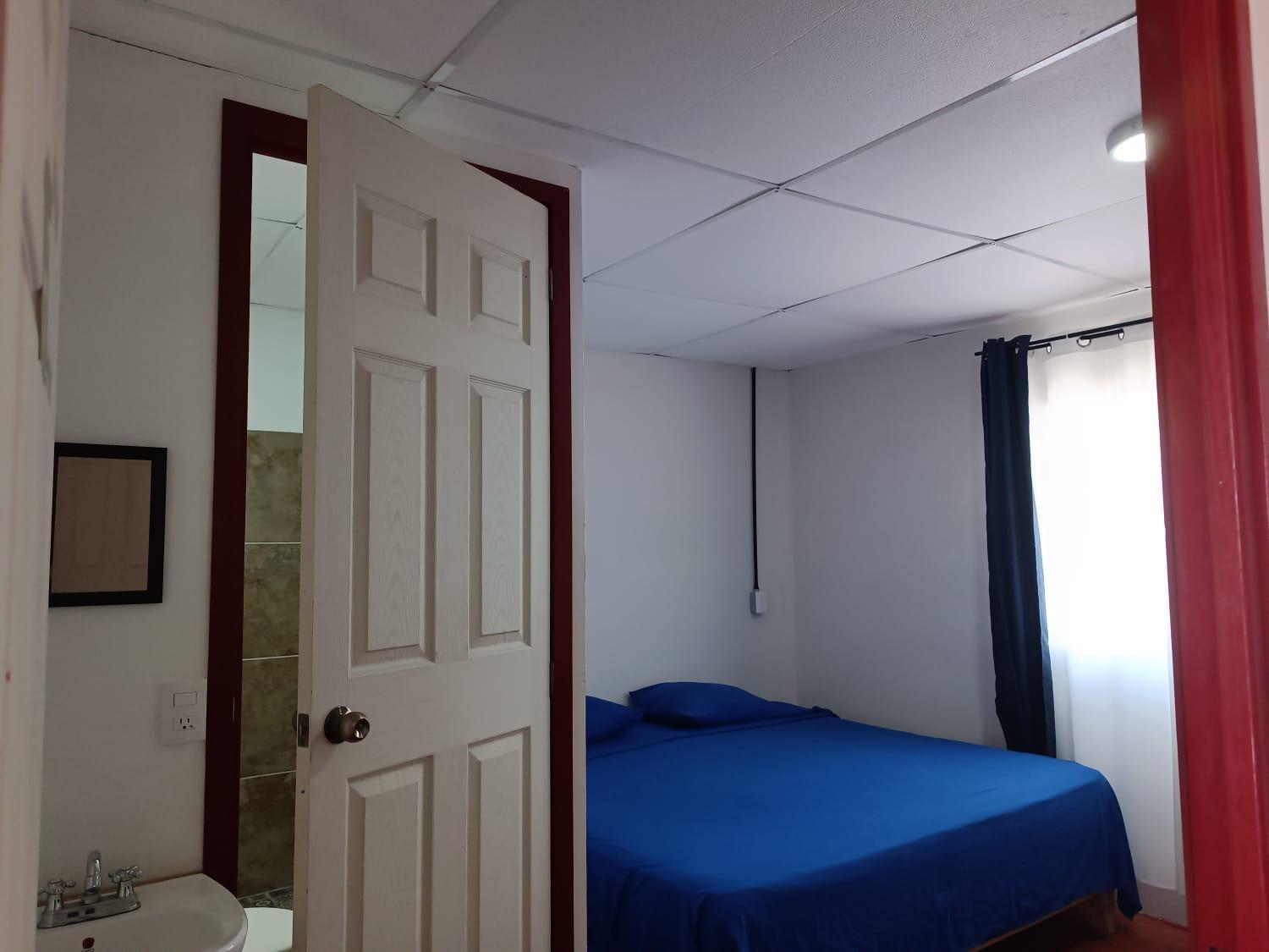 Standard King Room photo 1