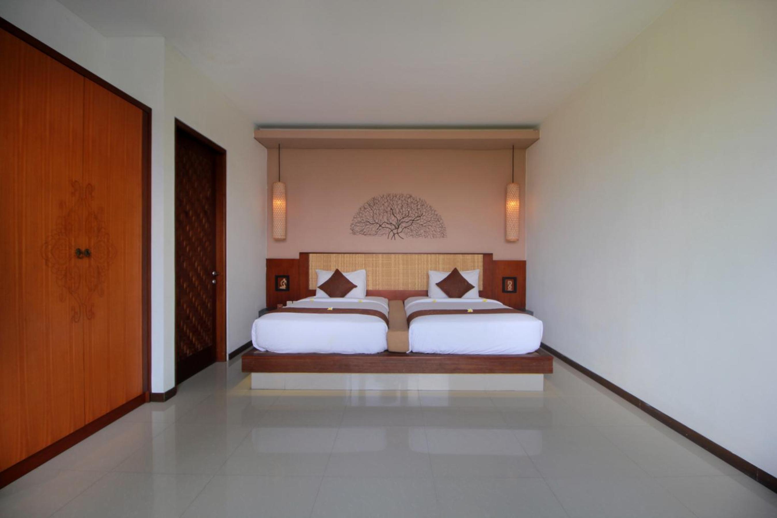 Deluxe Two-Bedroom Villa with Private Pool - Photo 28