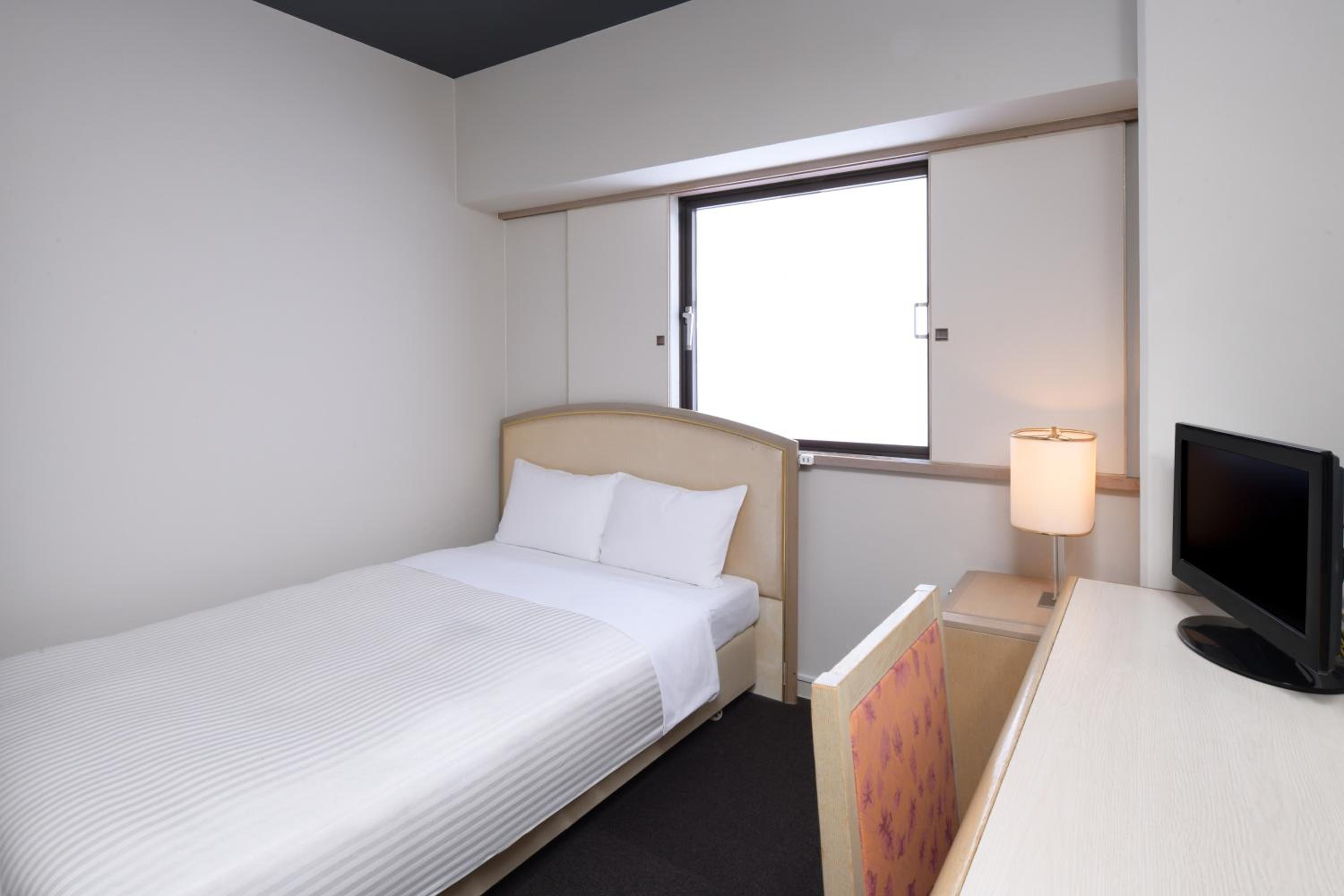 Standard Double Room With Small Double Bed - Non-Smoking