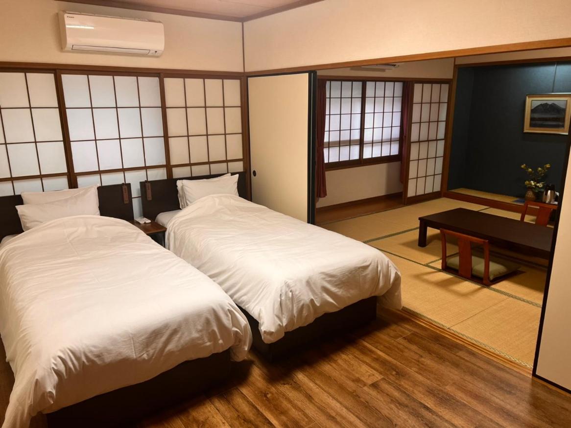 Japanese-Style Room with Twin beds - Non-Smoking - Photo 1