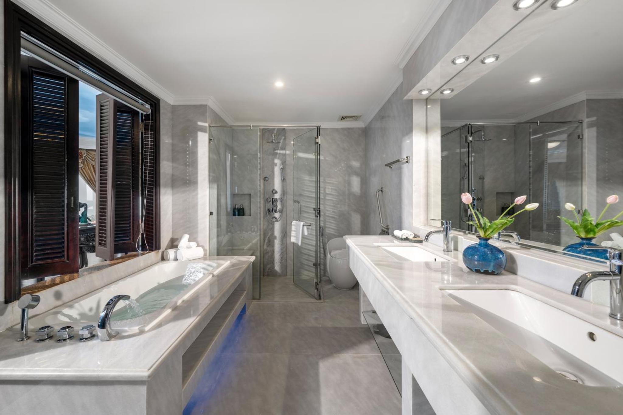 V-Royal Suite - Photo 3