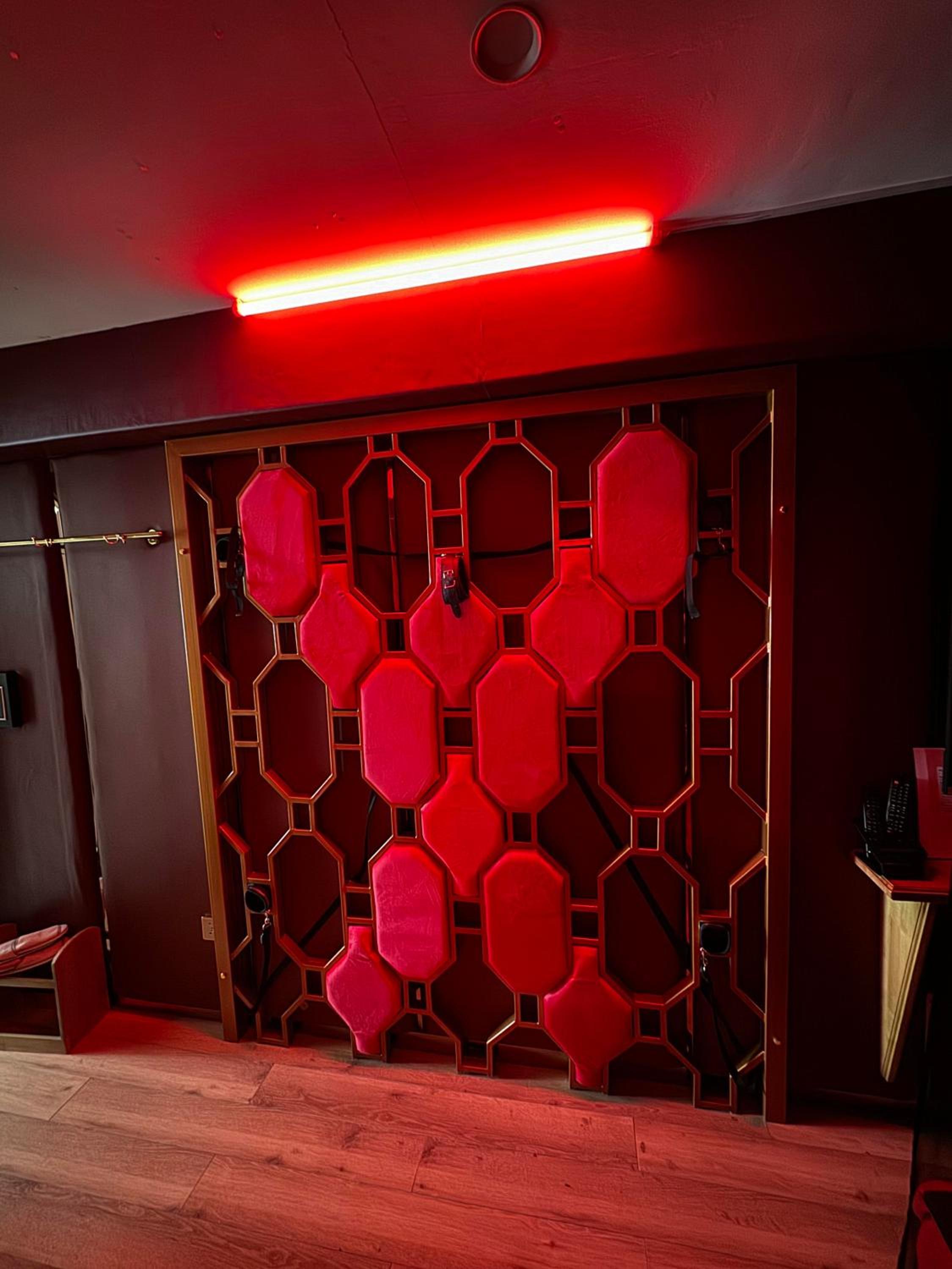 Queen Room photo 3