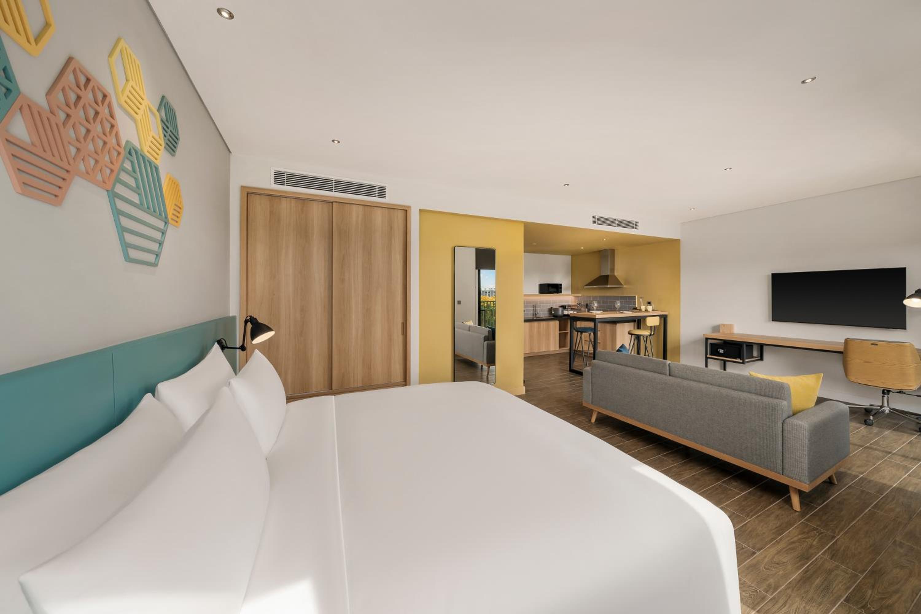 Suite with Balcony photo 3
