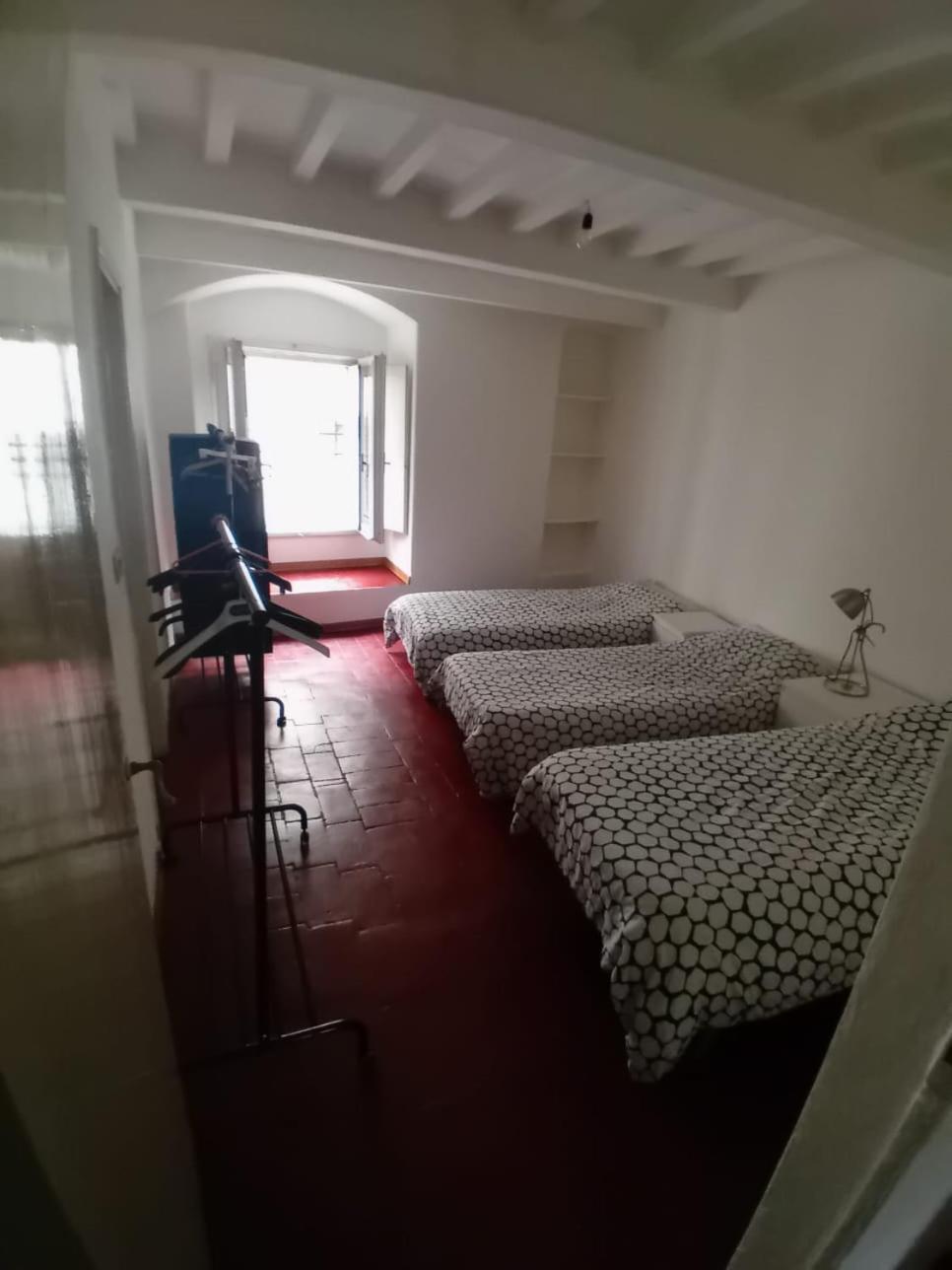 Single Bed In Dormitory Room photo 2