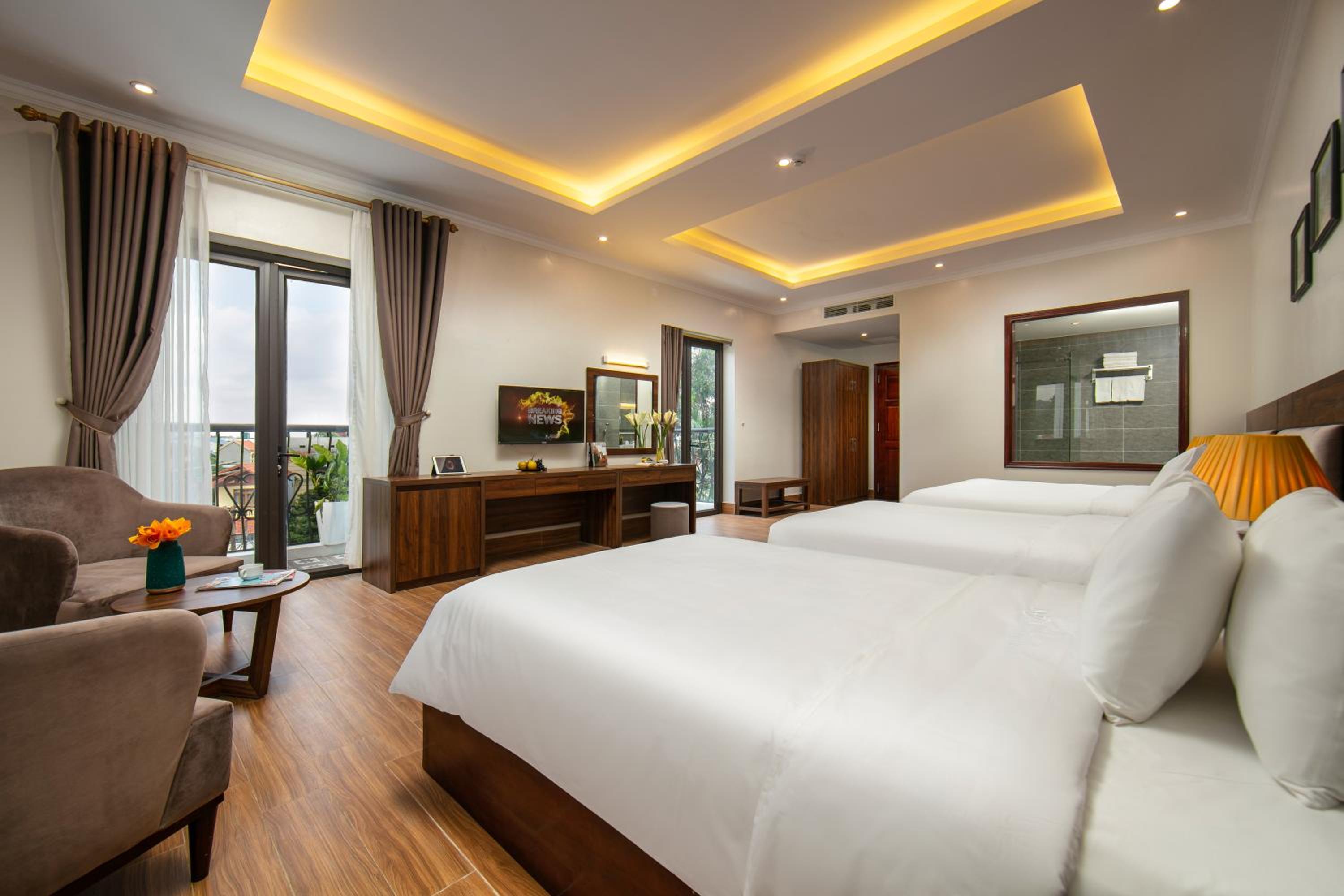 Deluxe Quadruple Room - Photo 4