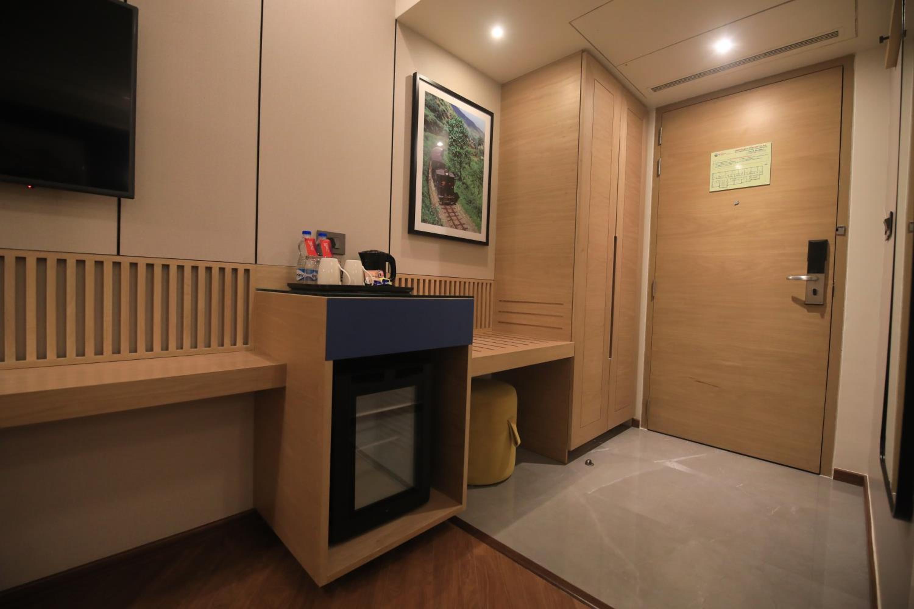 King Room - Mobility Access/Non-Smoking - Photo 3