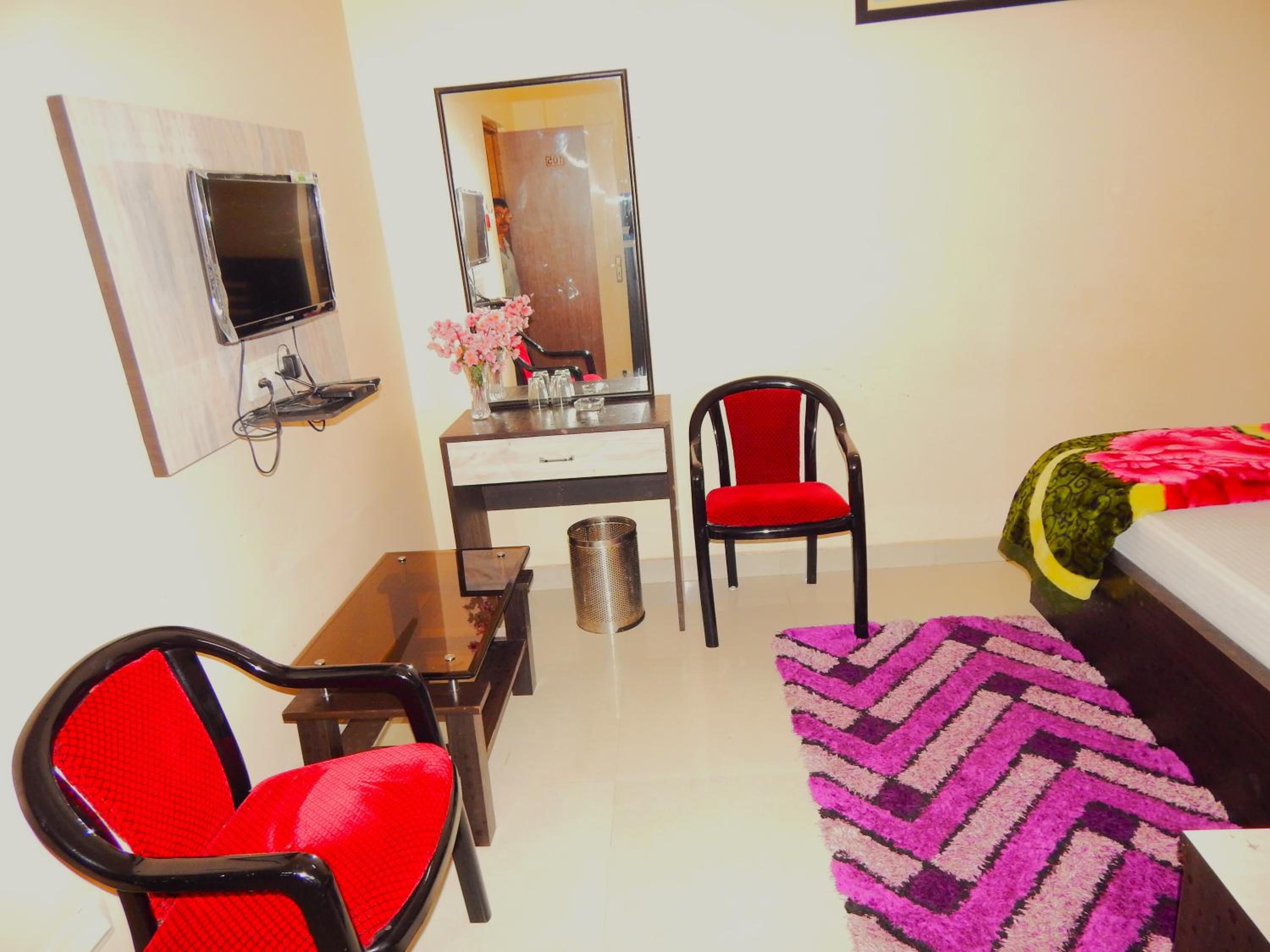  Standard Double Room Without Ac photo 3