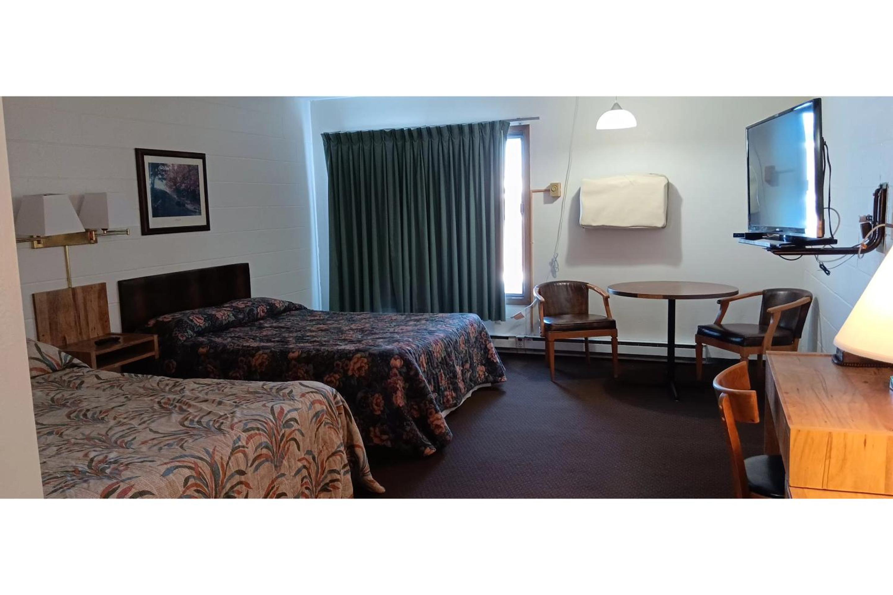2 Full Bed photo 2