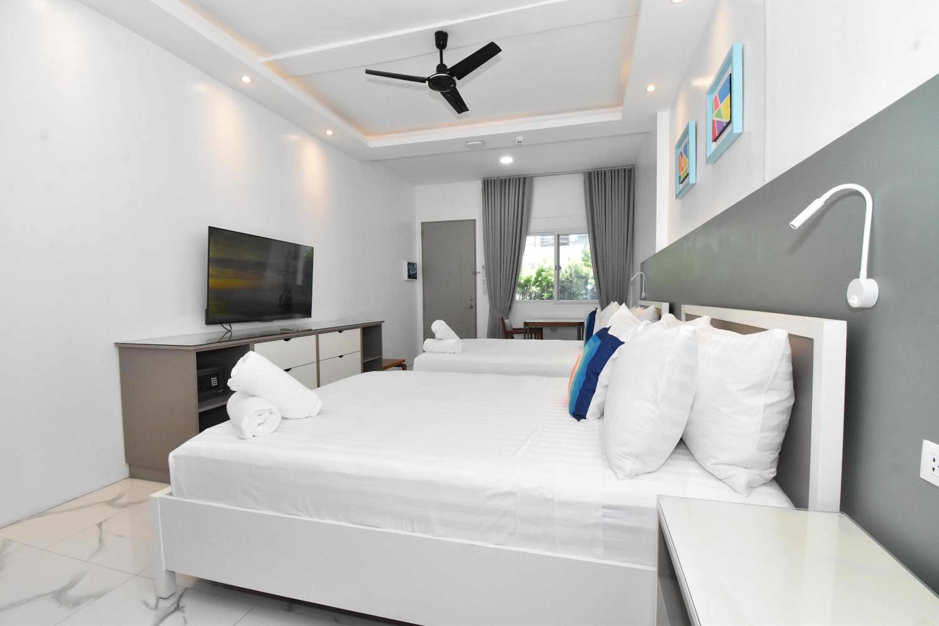 Deluxe Ground Floor Room - Photo 6