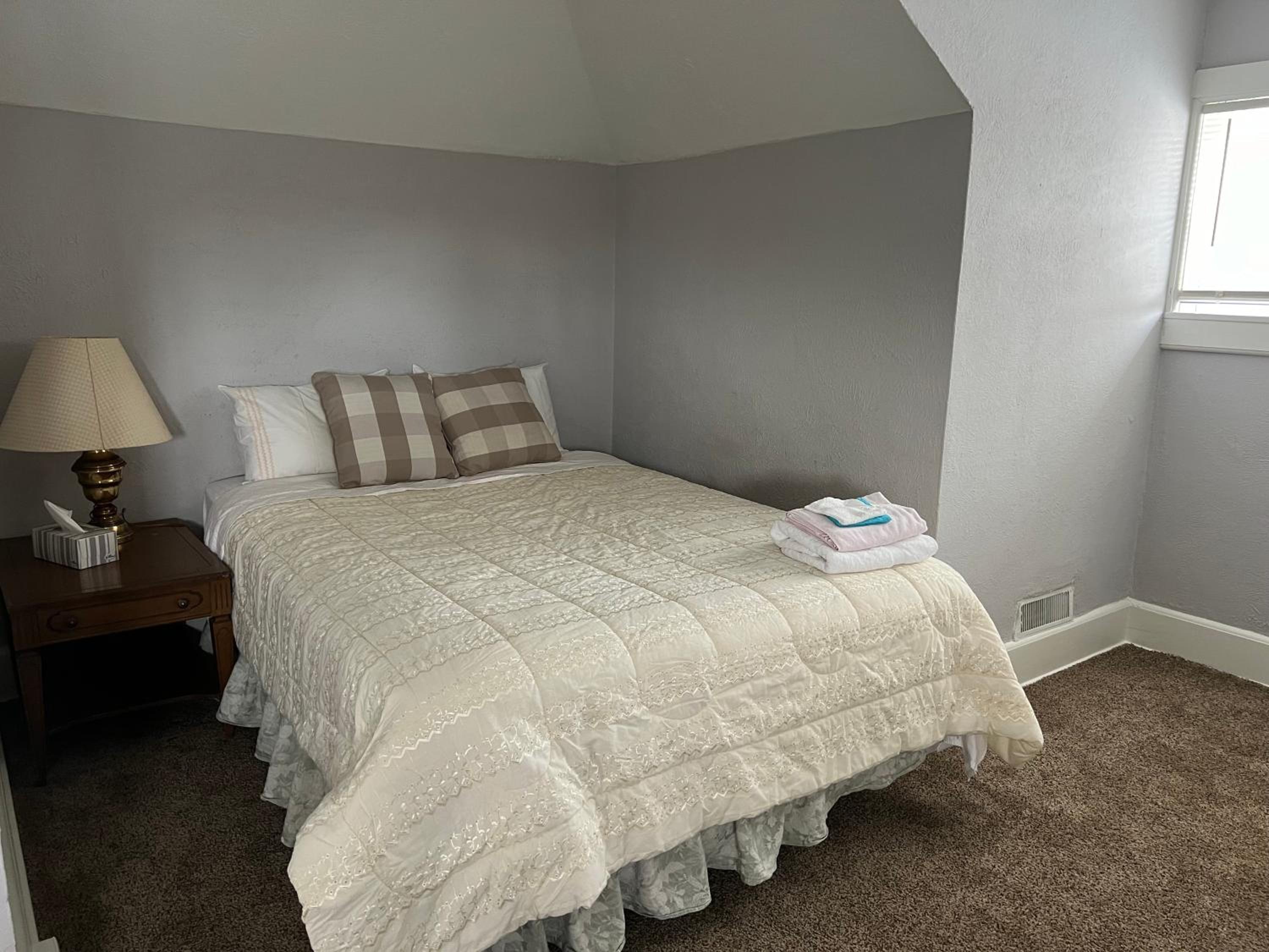 Deluxe Queen Room photo 2