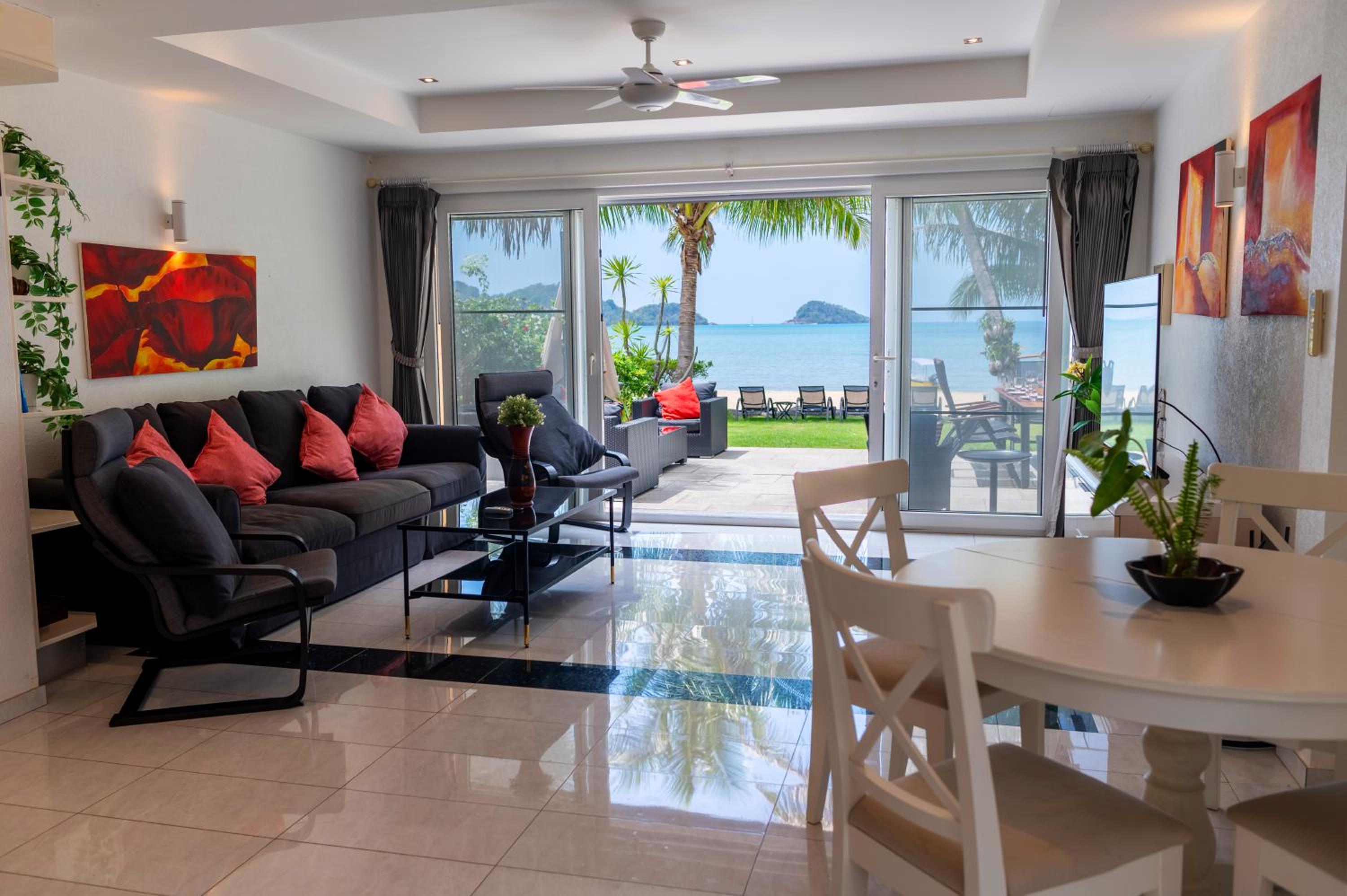 Four-Bedroom Villa - Beach Front
