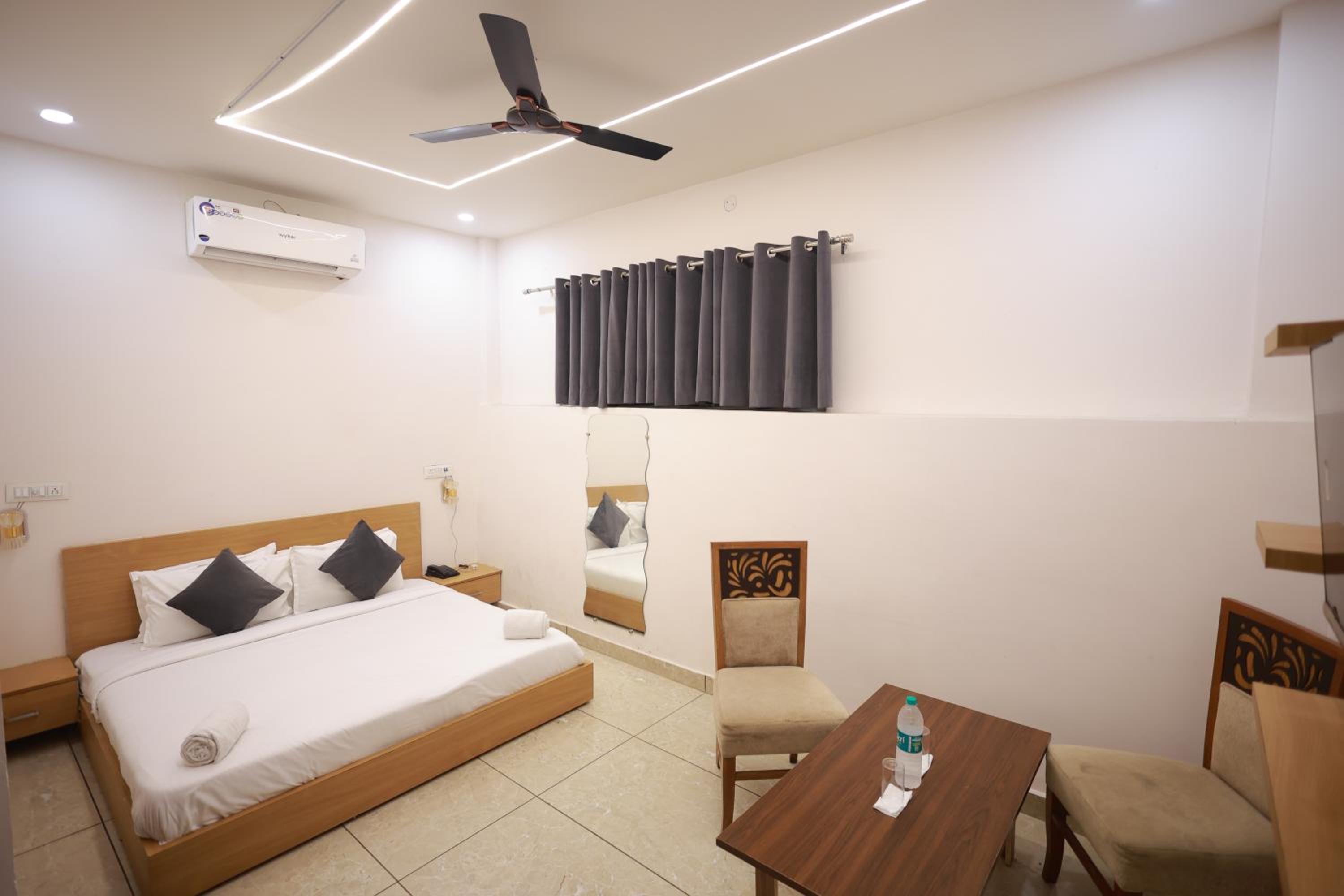 Suite photo 1