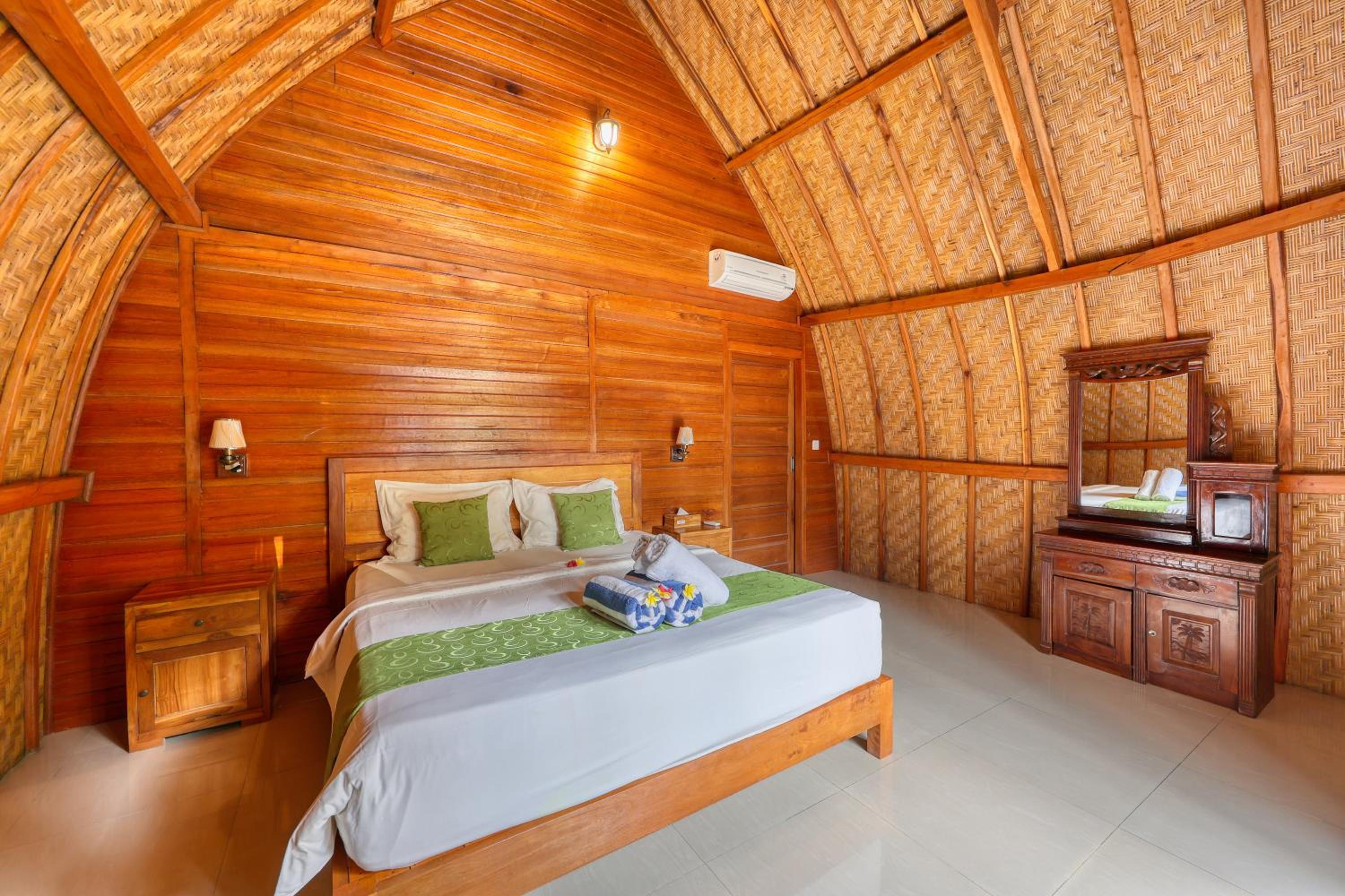 Double Room With Pool View photo 1