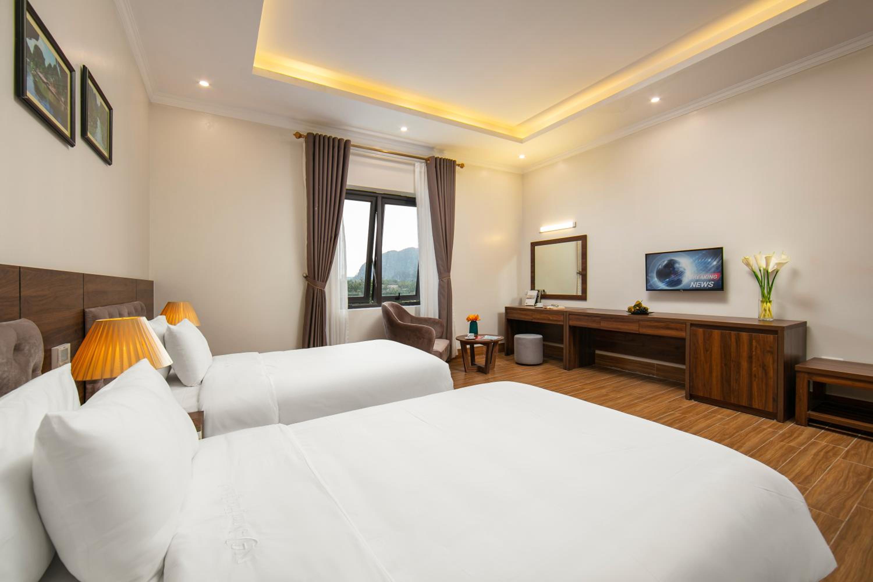 Deluxe Double or Twin Room - Photo 2