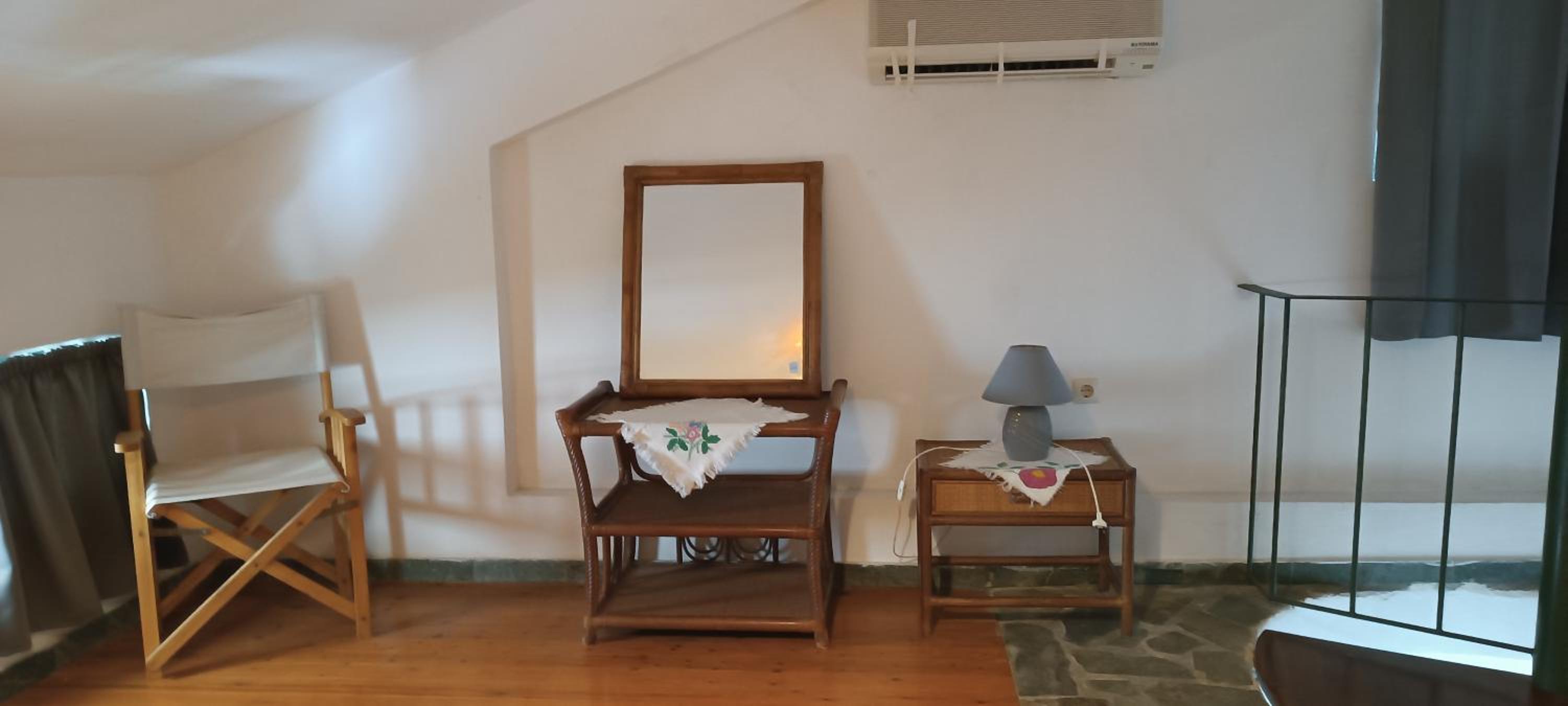 Three-Bedroom House photo 2