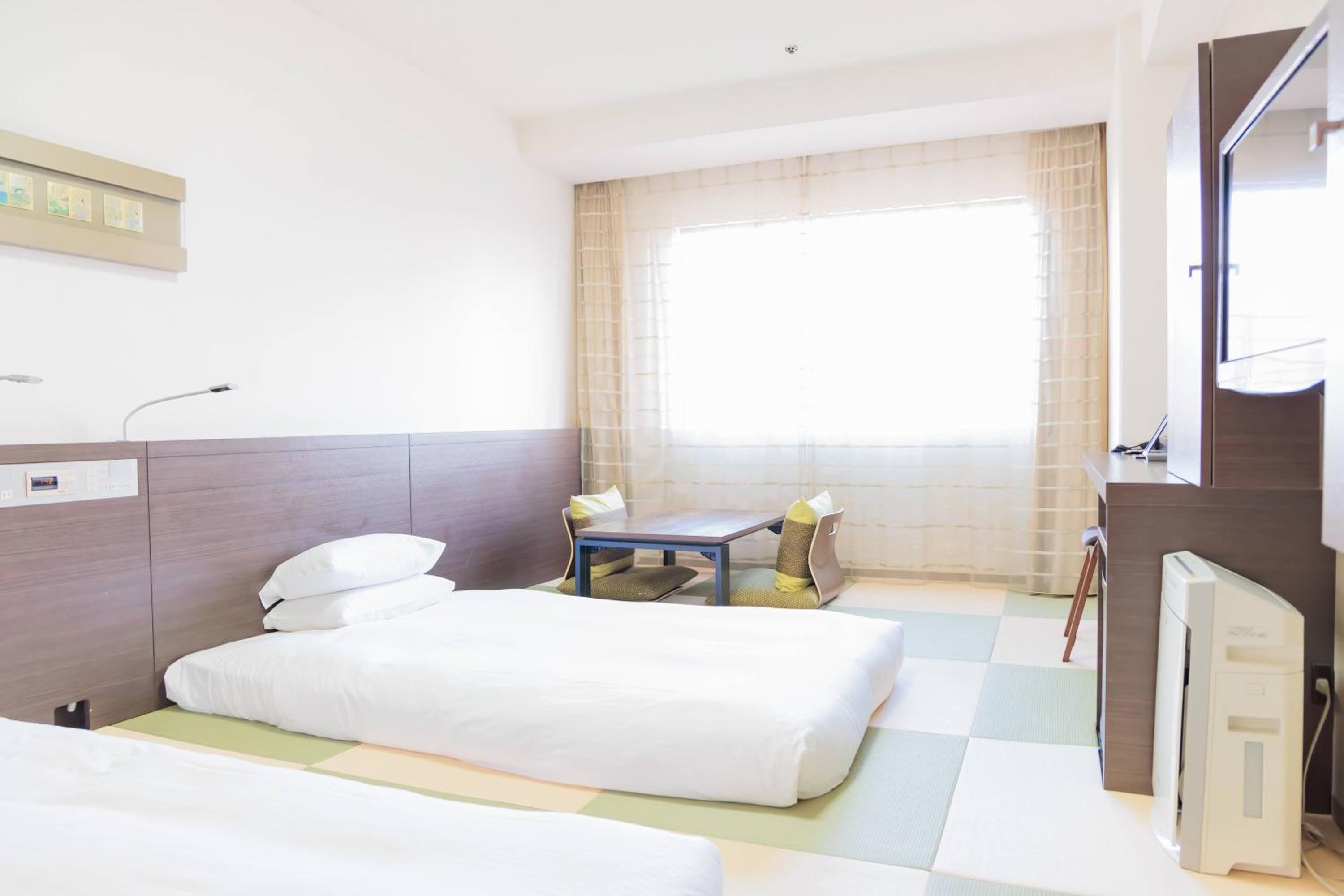 Japanese-Style Twin Room - Non Smoking - Photo 1