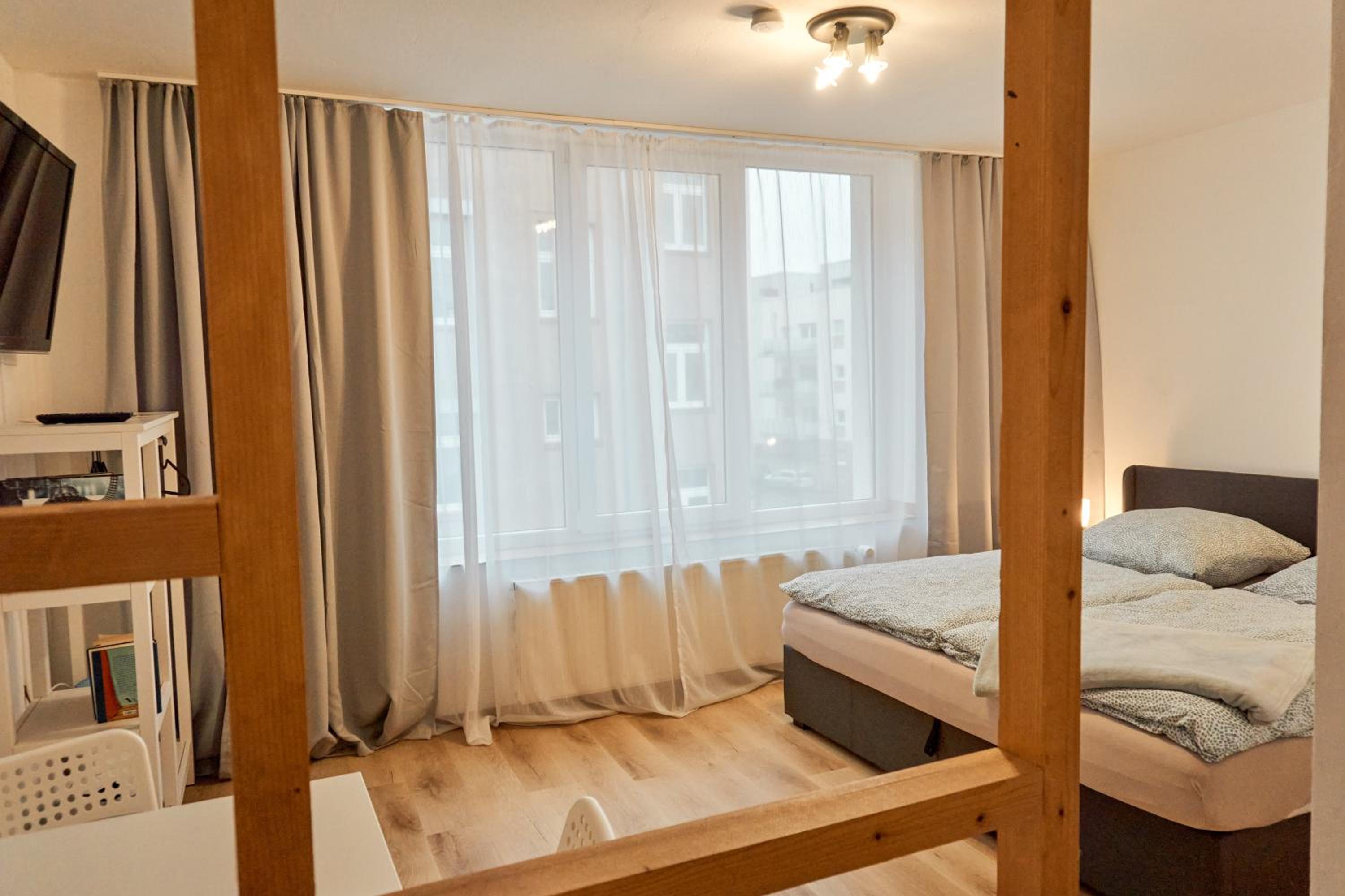 Apartment with Shower - Photo 60