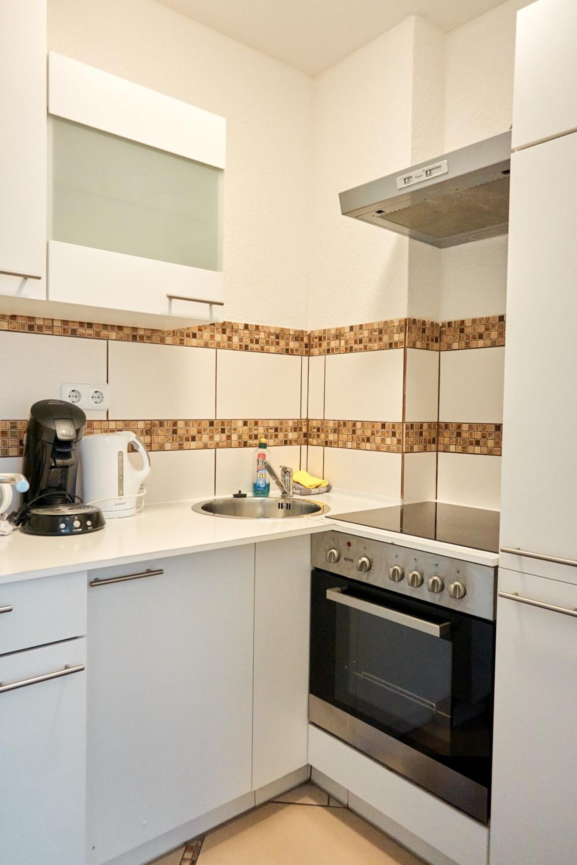 Apartment with Shower - Photo 61