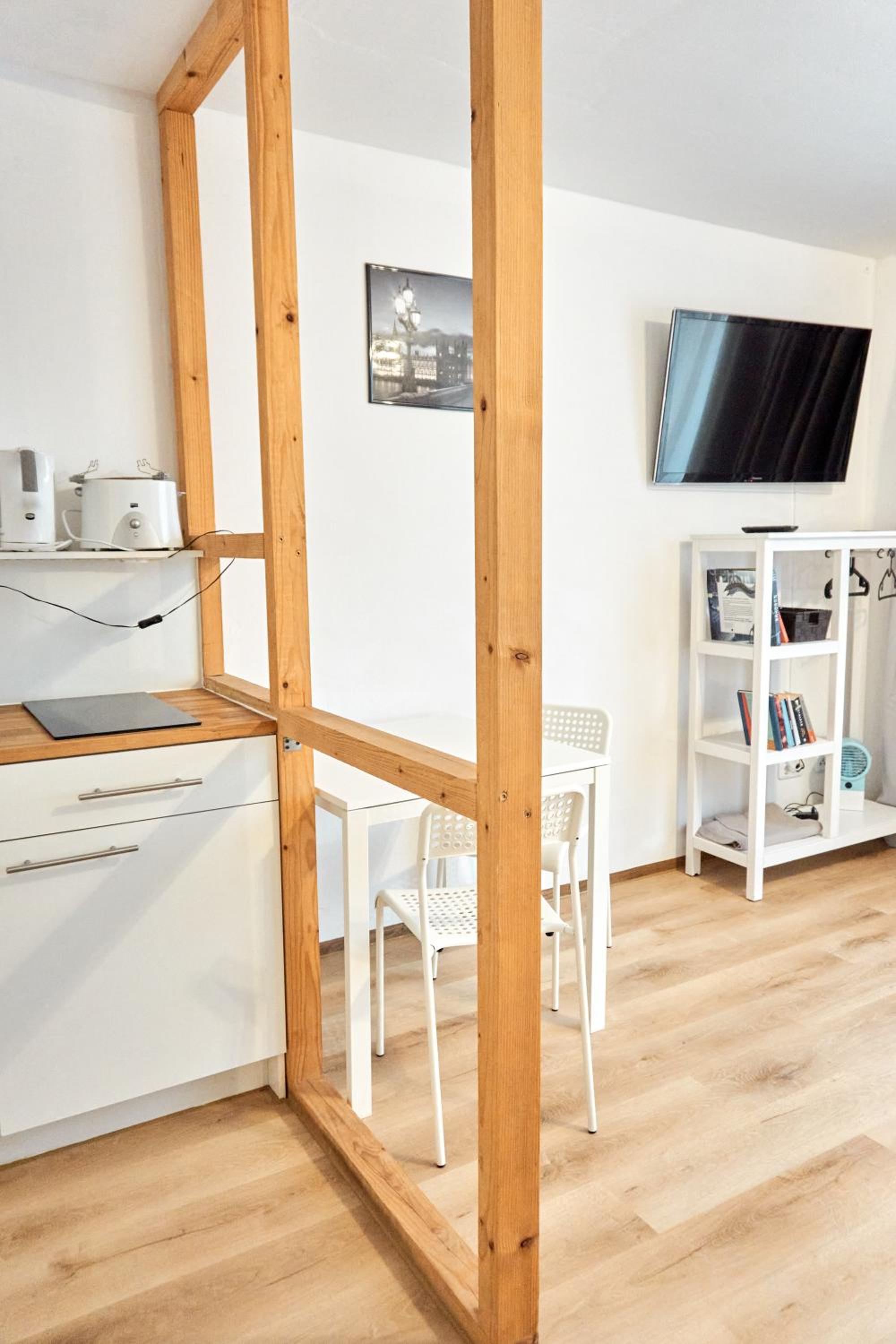 Apartment with Shower - Photo 86