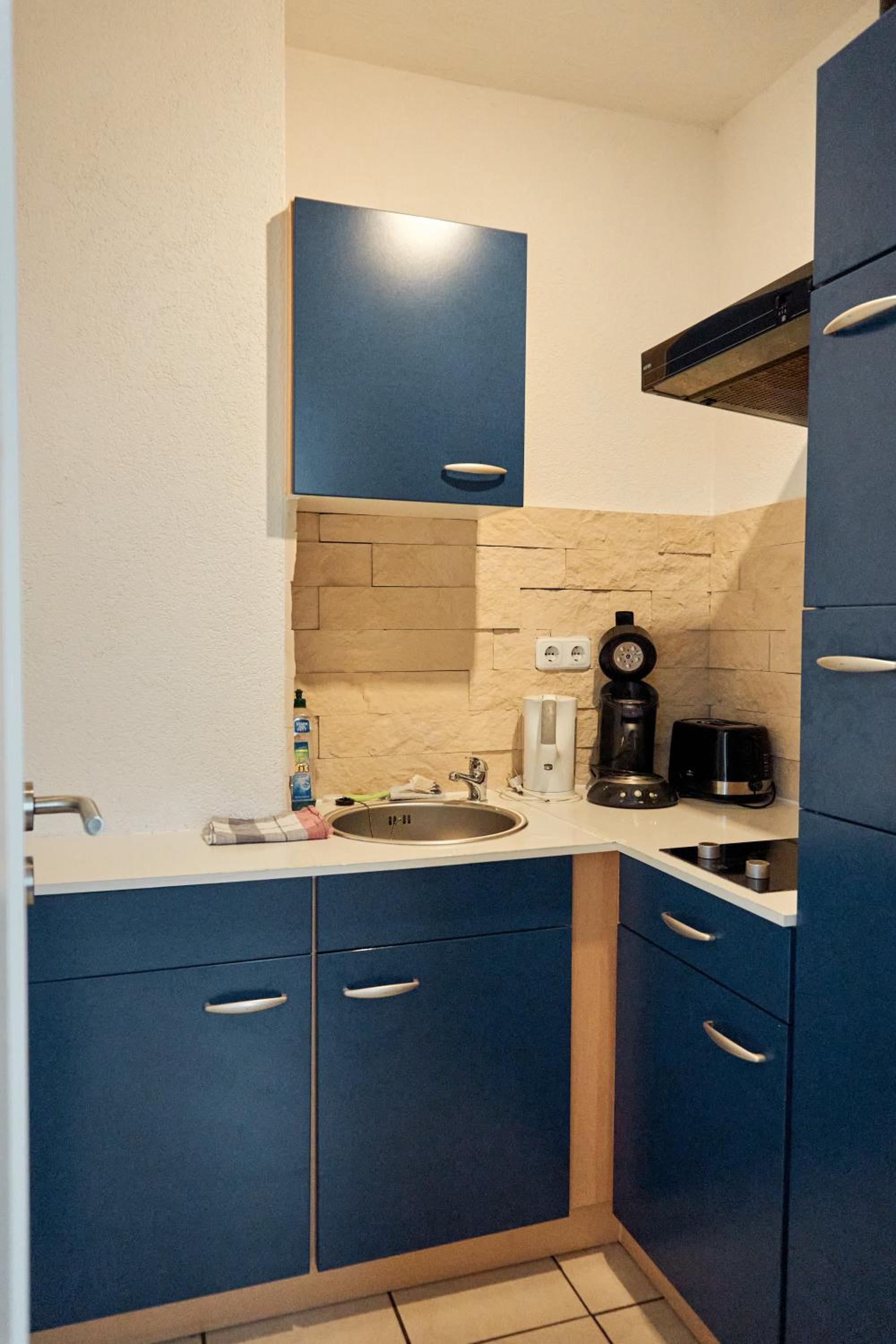 Apartment with Shower - Photo 66