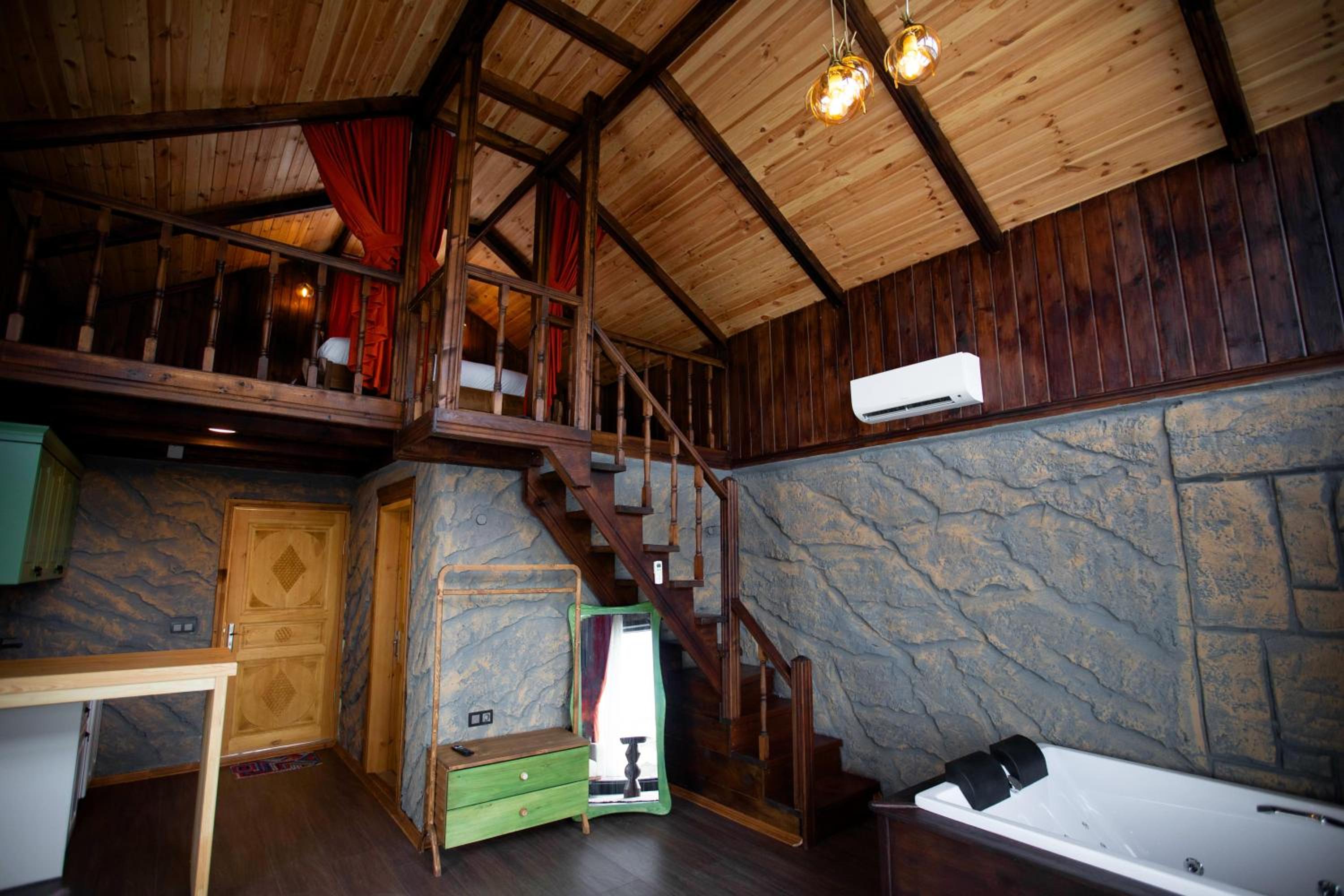 Junior Suite With Mountain View