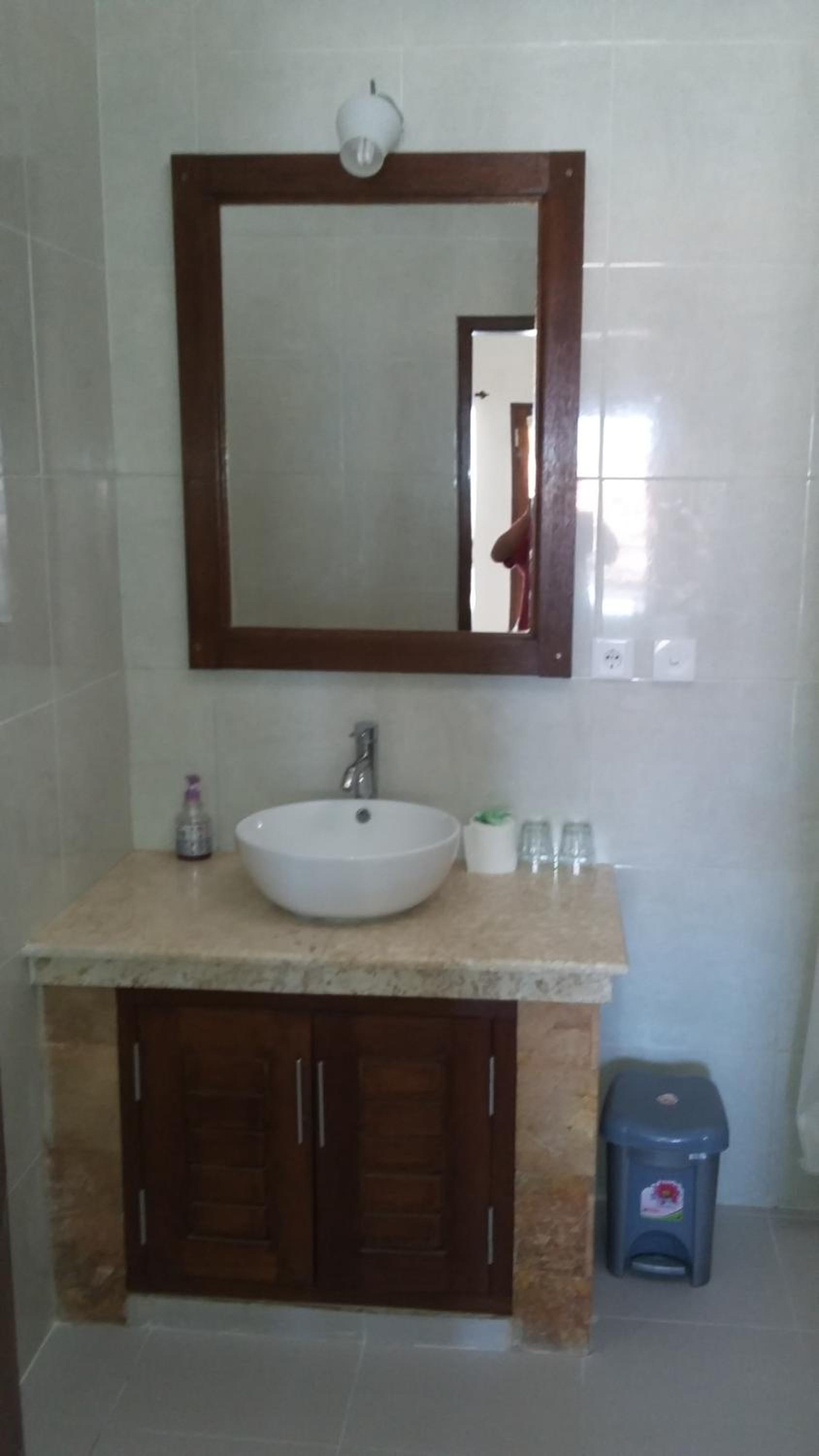 Bungalow with Sea View - Photo 9