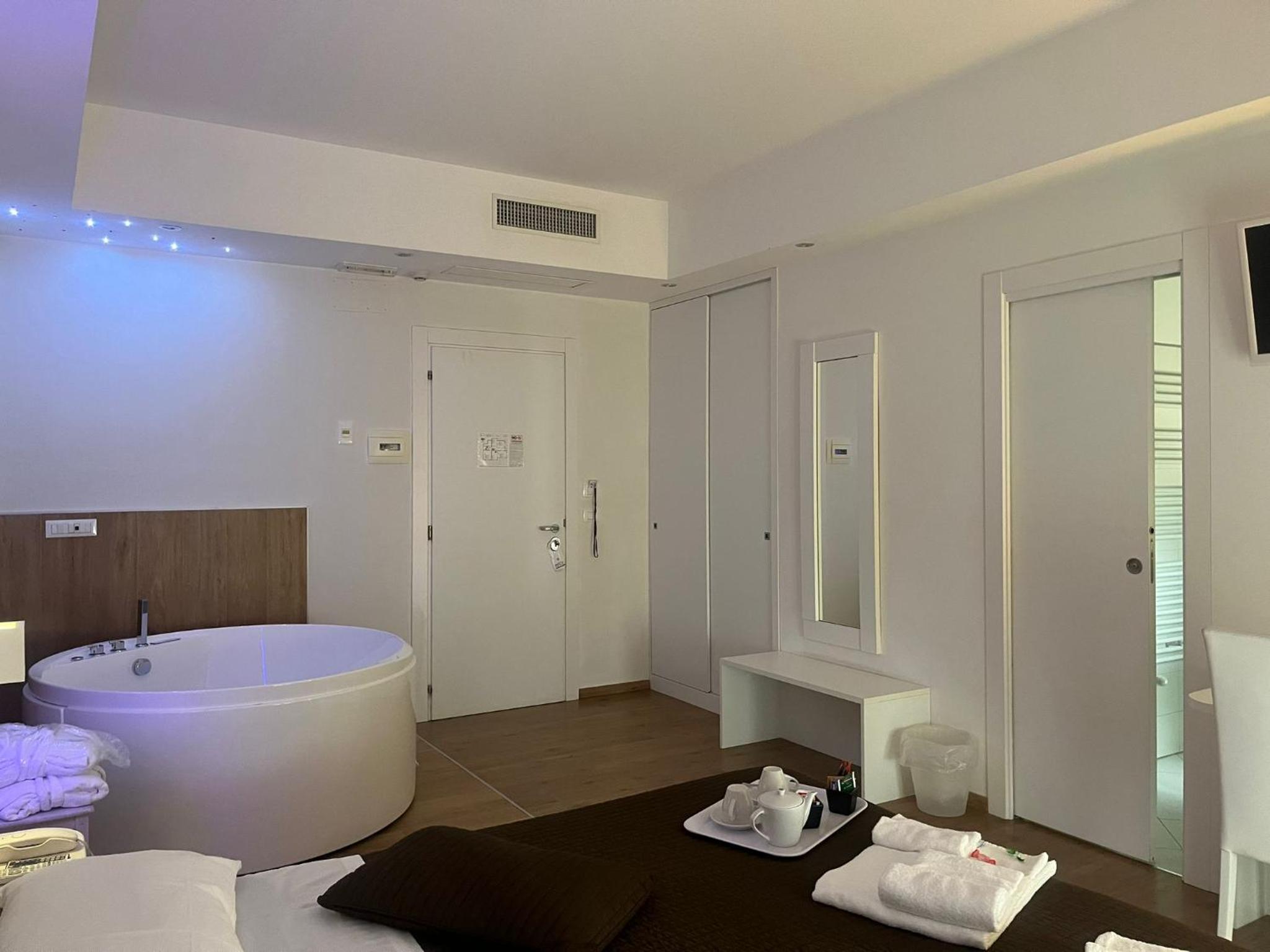 Doppelzimmer mit Whirlpool